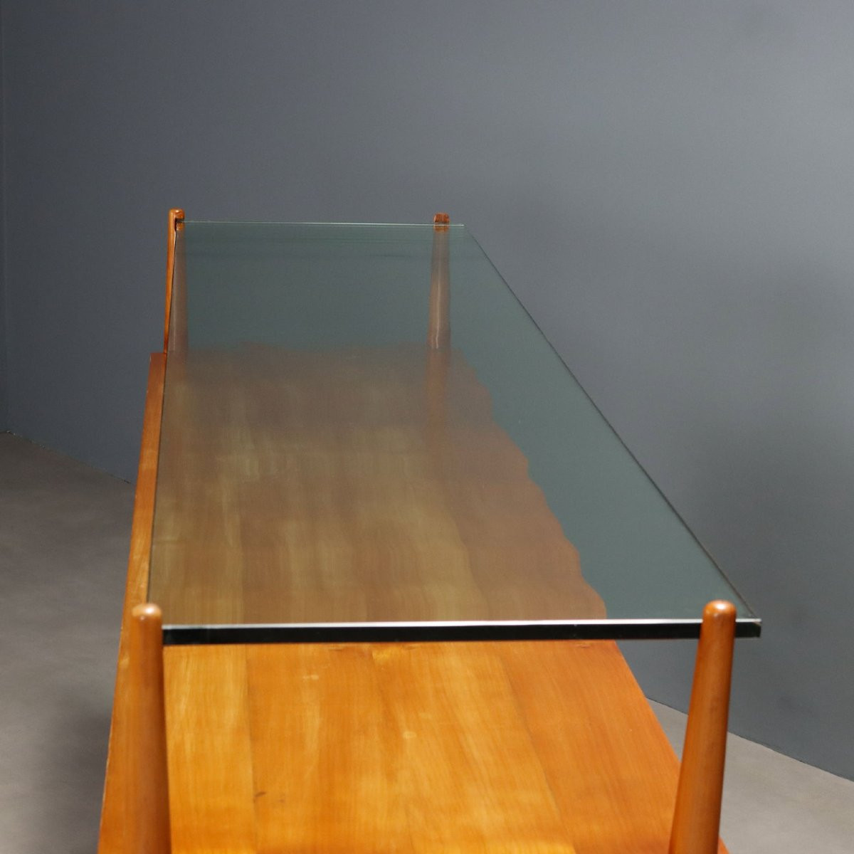 Cassettiera Anni 50 con Ripiano in Vetro-photo-3