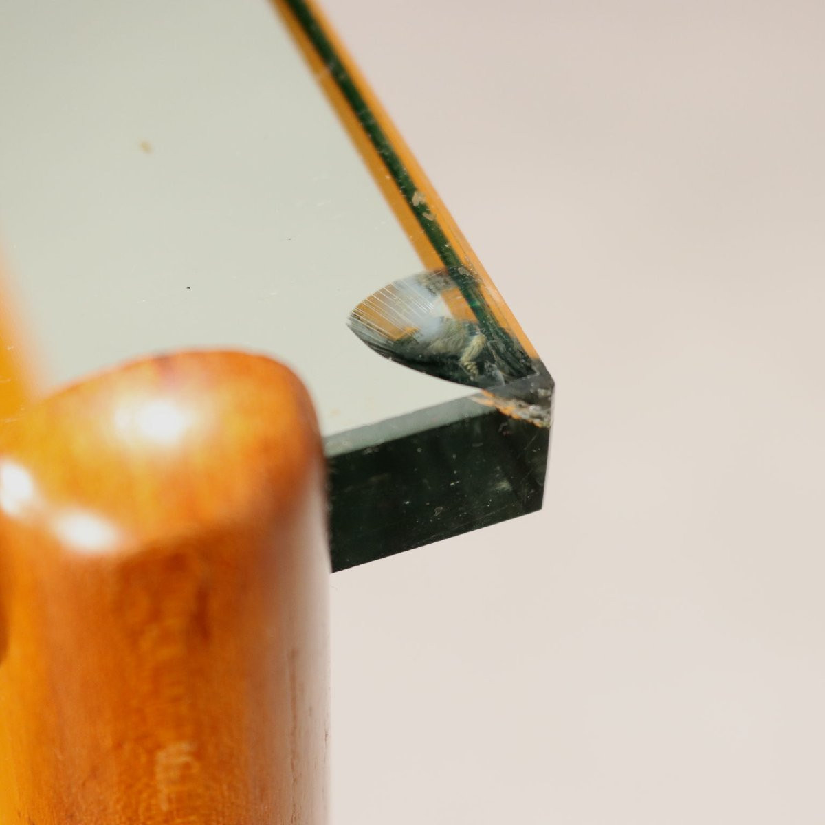 Cassettiera Anni 50 con Ripiano in Vetro-photo-4