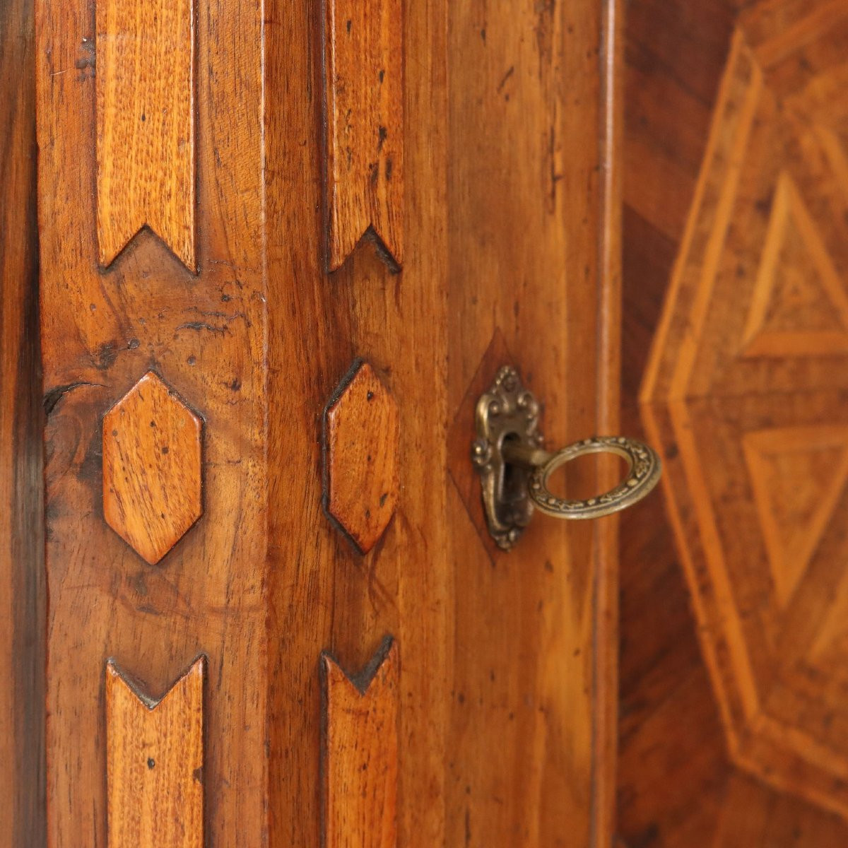 Credenza Scantonata Umbertina in Noce Italia Fine XIX Secolo-photo-7