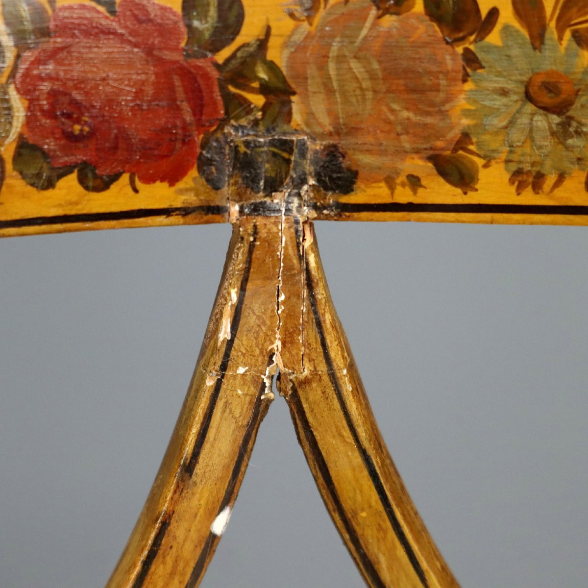 Coppia di Poltroncine in Noce Laccate e Dipinte Veneto Metà XIX Secolo-photo-2