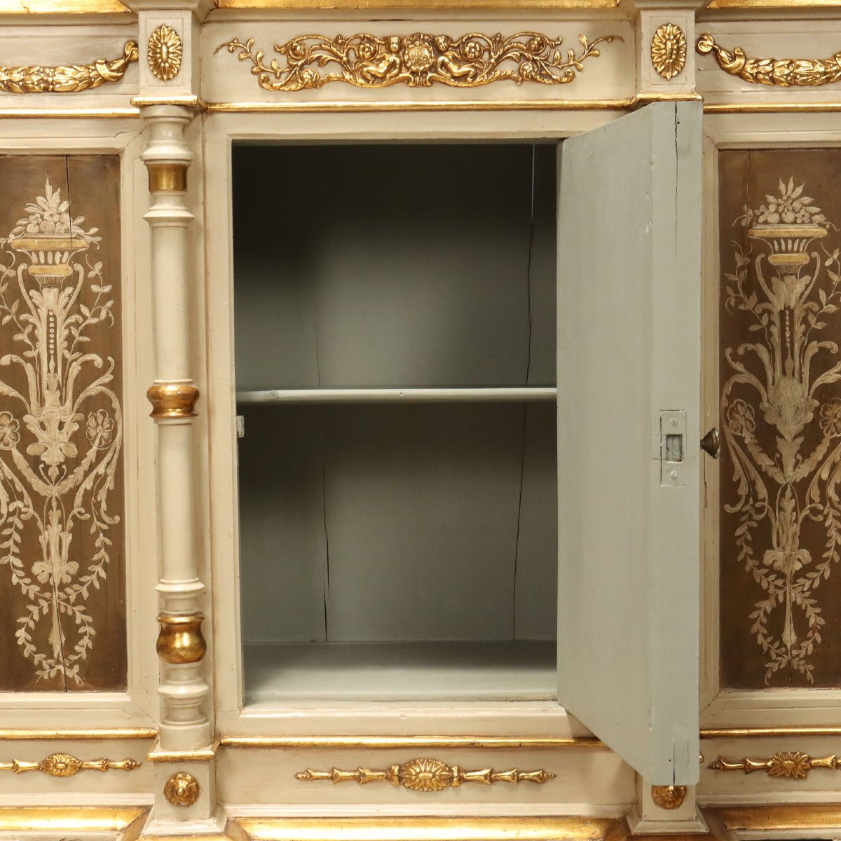 Coppia di Credenze in Abete Laccato e Intagliato Italia Fine XIX Secolo-photo-1