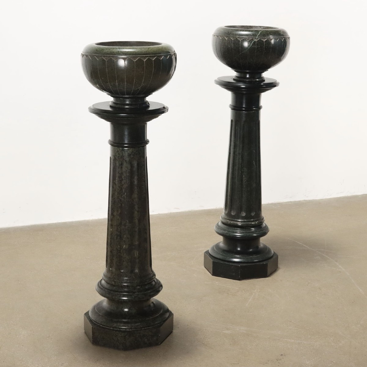 Coppia di Colonne Art Déco Italia Primo Quarto XX Secolo