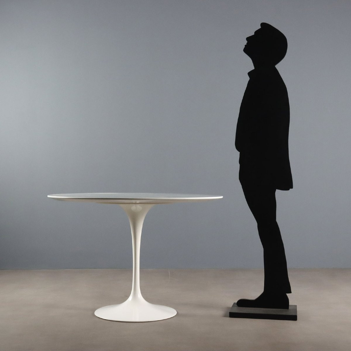 Tavolo Tondo 'Tulip' di Eero Saarinen per Knoll-photo-2