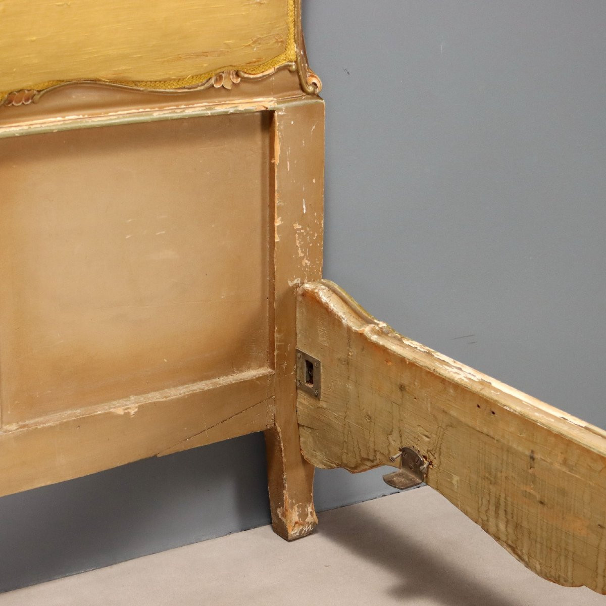 Letto in Abete Intagliato Laccato e Dorato Italia Inizio XX Secolo-photo-4