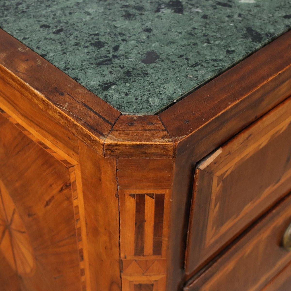 Cassettone Neoclassico in Noce Sicilia Inizio XIX Secolo-photo-1