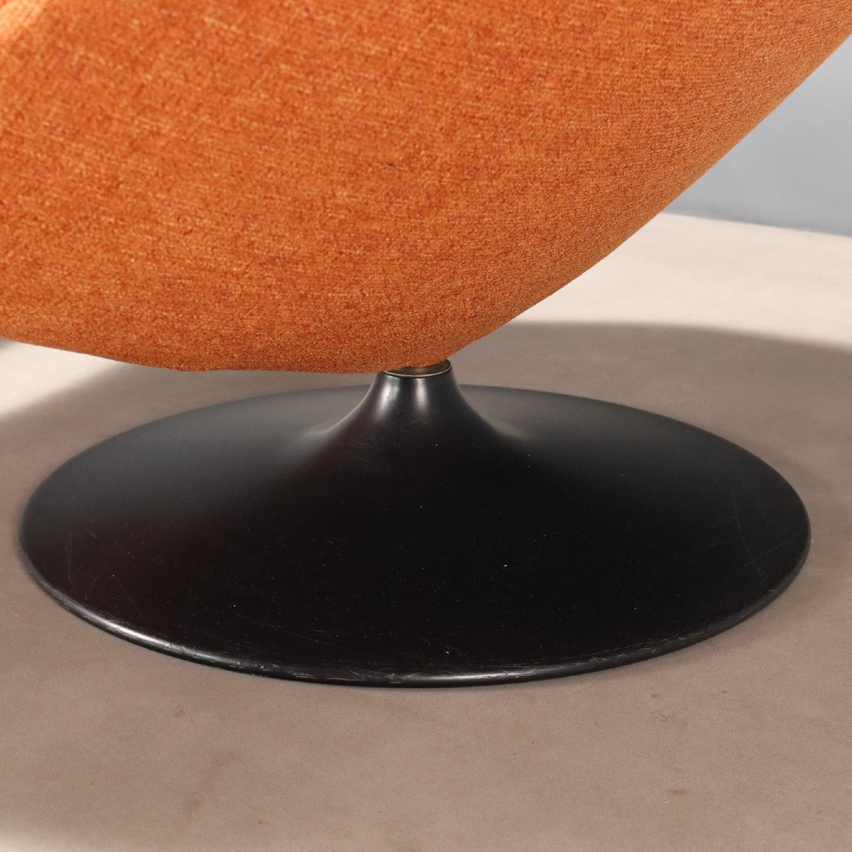 Poltrona 'F588' con Poggiapiedi di Geoffrey Harcourt Produzione Artifort Anni 60-photo-2