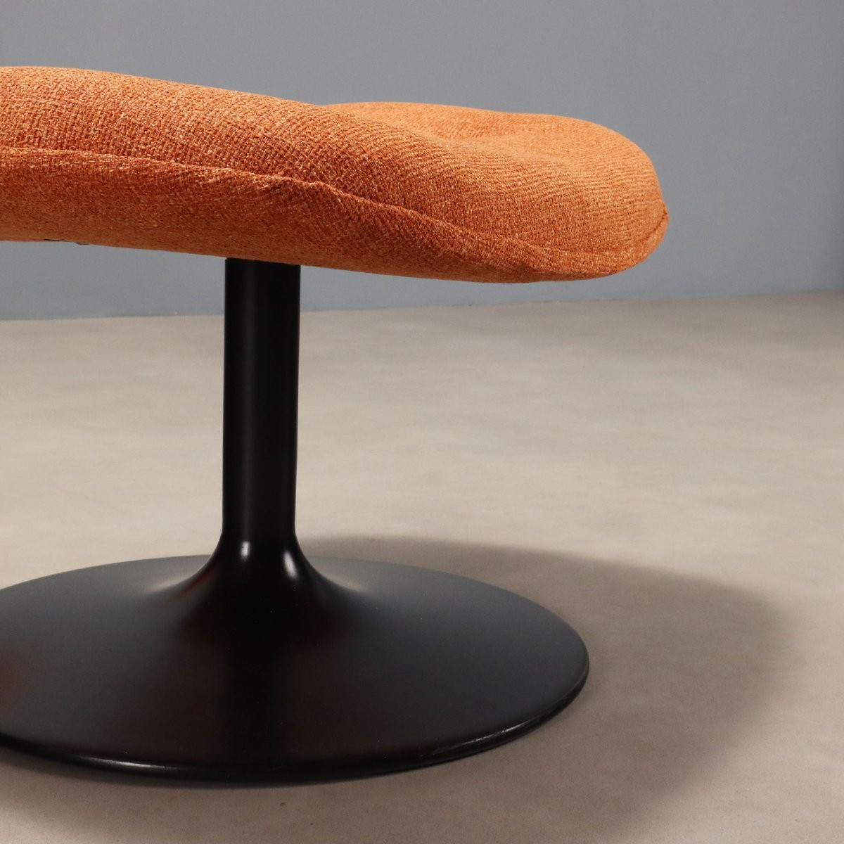 Poltrona 'F588' con Poggiapiedi di Geoffrey Harcourt Produzione Artifort Anni 60-photo-4