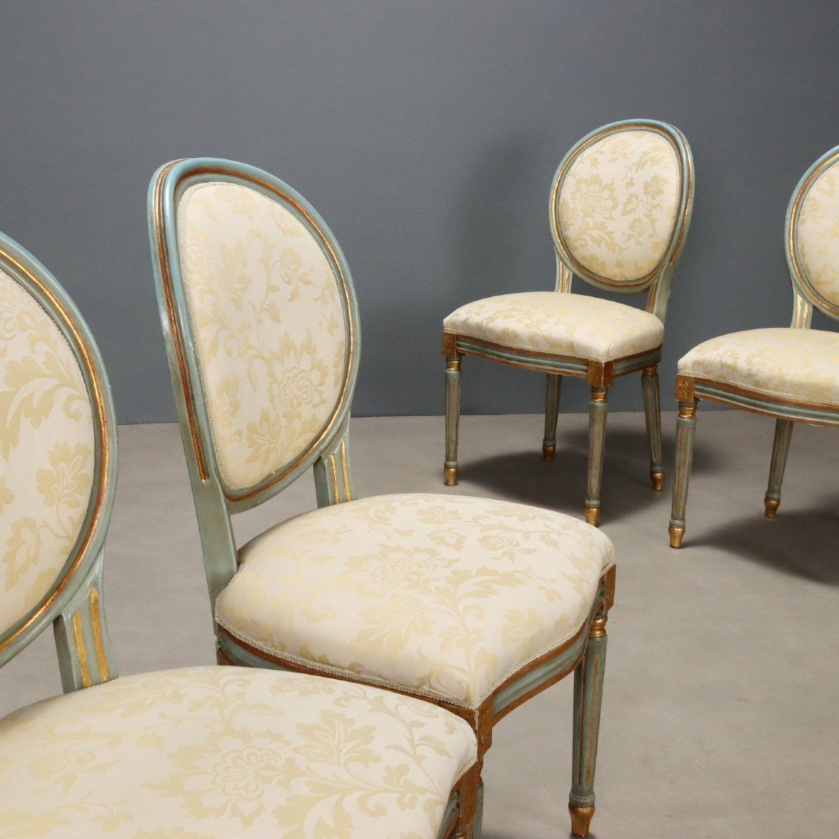 Gruppo di Quattro Sedie in Stile Neoclassico Italia XX Secolo-photo-3