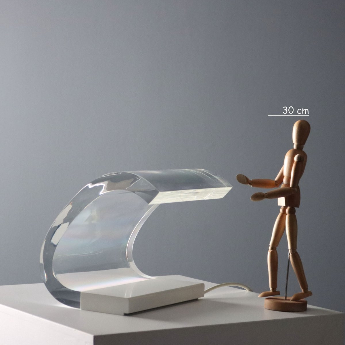 Lampada '281 Acrilica' Oluce Design di Gianni e Joe Colombo-photo-2