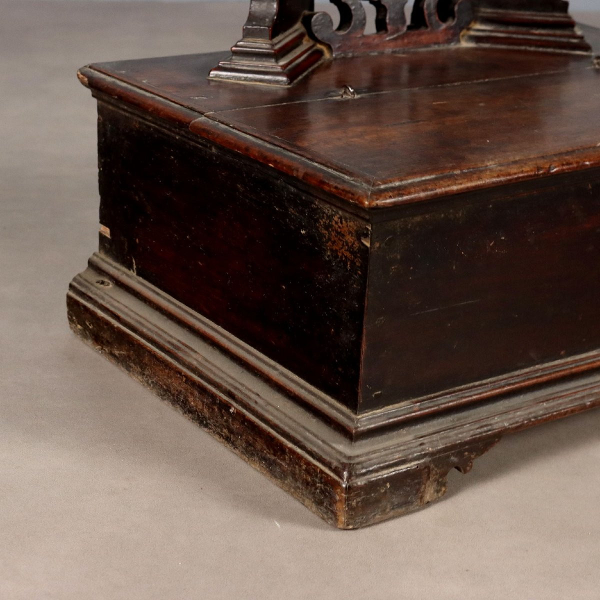 Inginocchiatoio Barocco in Ciliegio Centro Italia XVII Secolo-photo-3