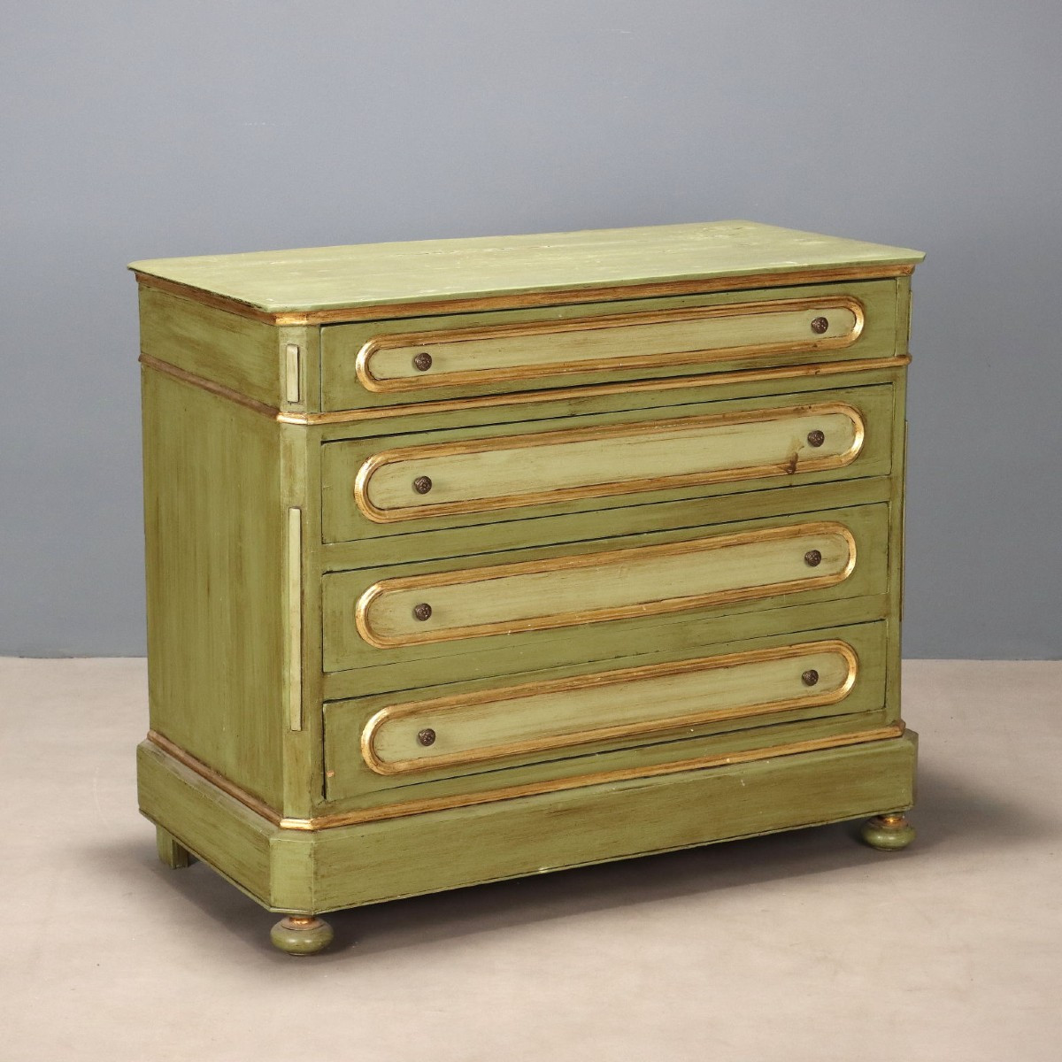 Cassettone Umbertino Laccato e Dorato Italia Fine XIX Secolo