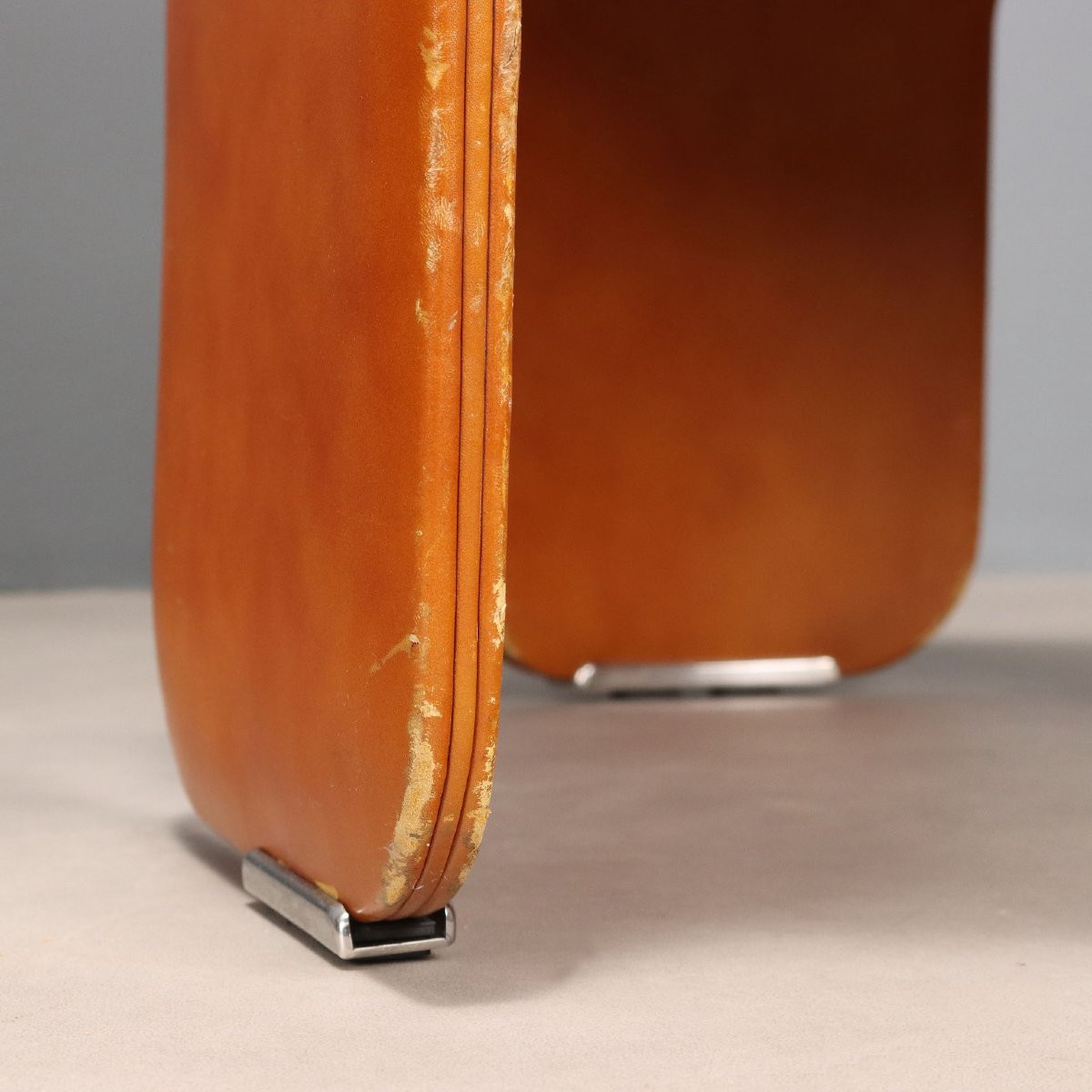 Due Poltroncine 'Dinette' Poltrona Frau Design di Luigi Massoni Anni 70-photo-3