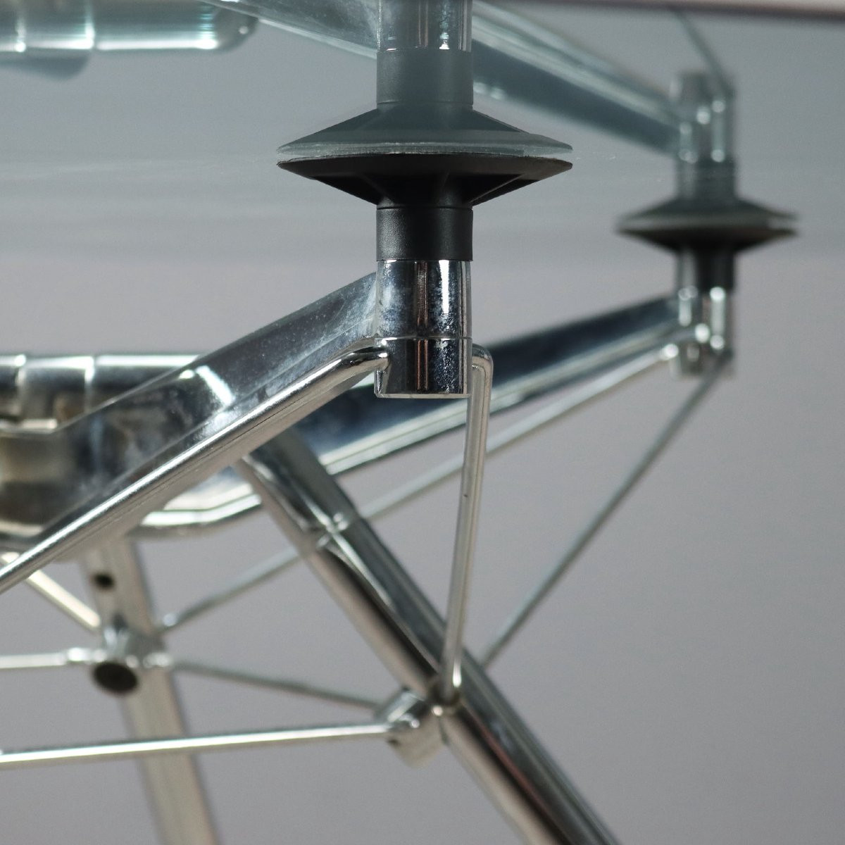 Tavolo 'Nomos' di Norman Foster per Tecno Anni 90-photo-1