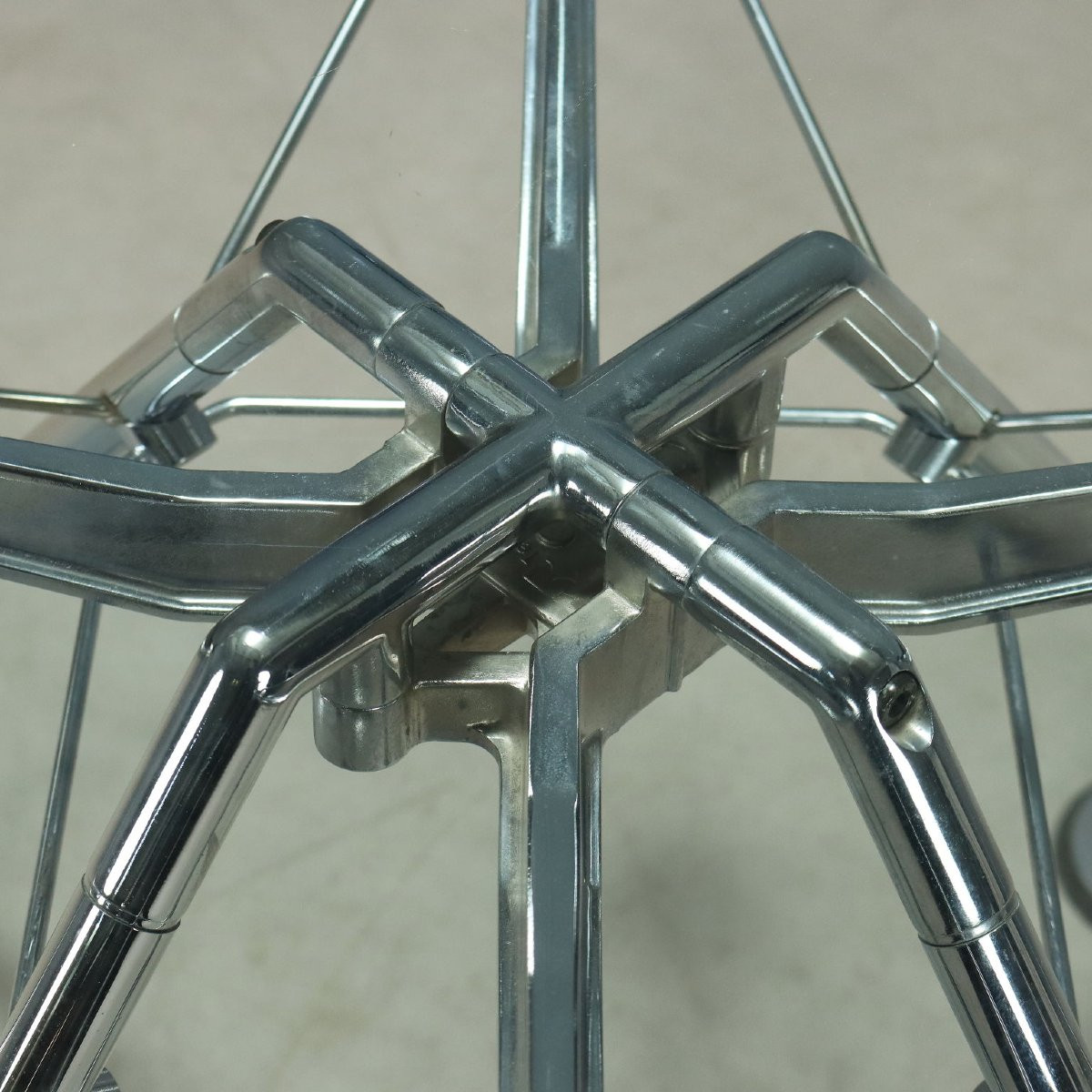 Tavolo 'Nomos' di Norman Foster per Tecno Anni 90-photo-5