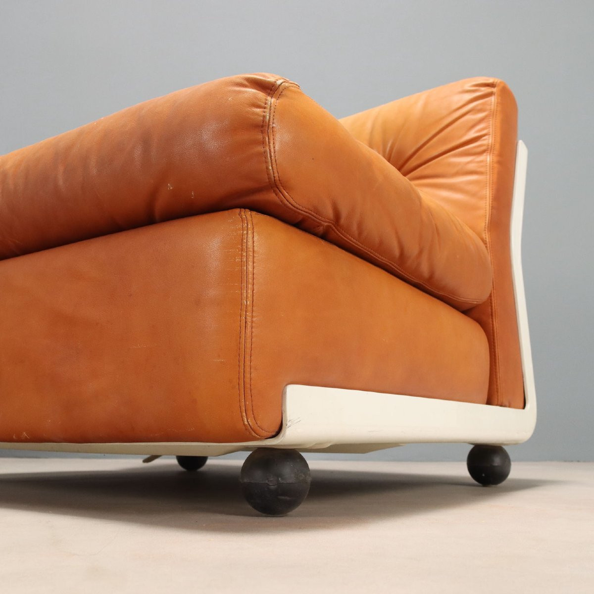 Tre Poltrone 'Amanta' di Mario Bellini Produzione B&B Italia Anni 70-photo-1