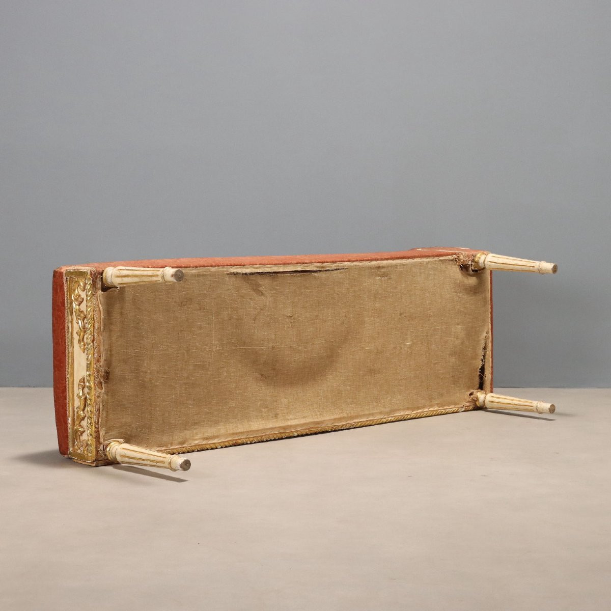 Dormeuse in Stile Neoclassico Laccata e Dorata Italia Fine XIX Secolo-photo-5