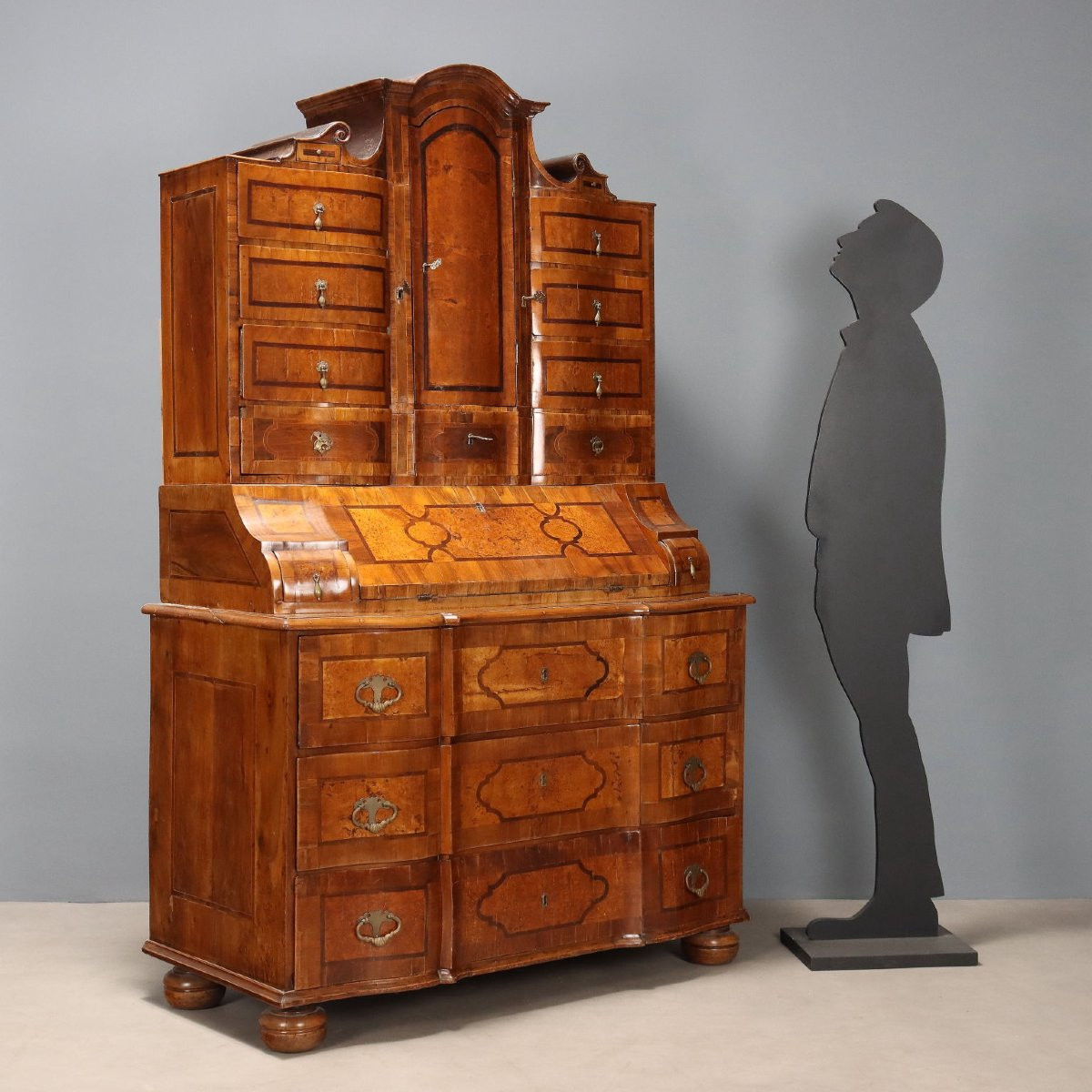 Trumeau in Noce e Radica di Acero con Filettature in Essenze Varie Trento XVIII Secolo-photo-2