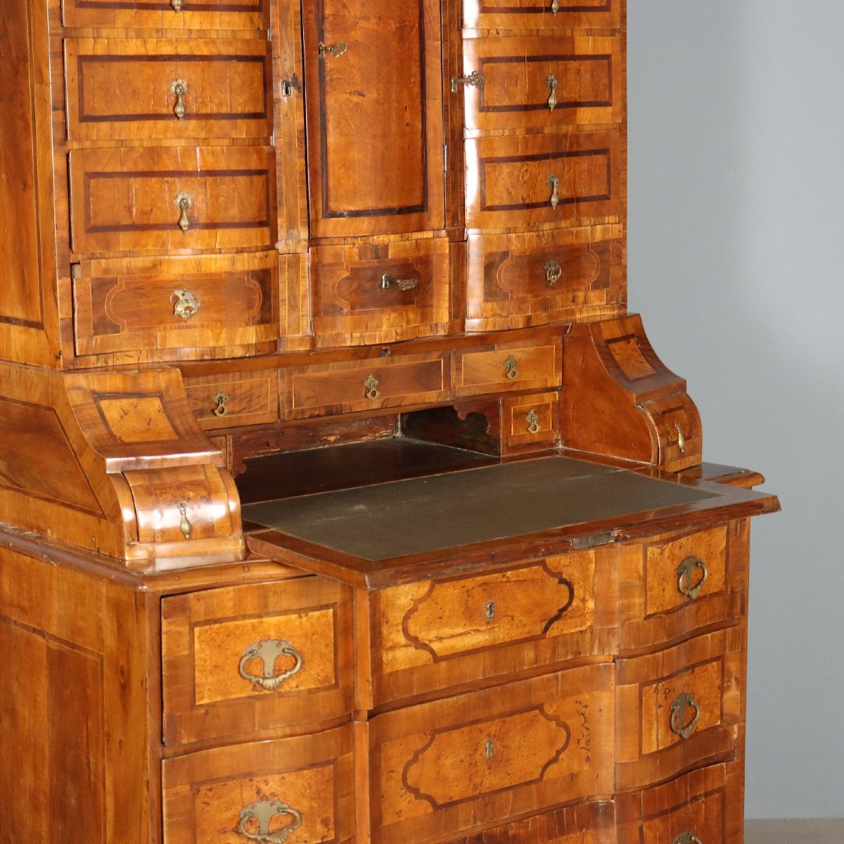 Trumeau in Noce e Radica di Acero con Filettature in Essenze Varie Trento XVIII Secolo-photo-3