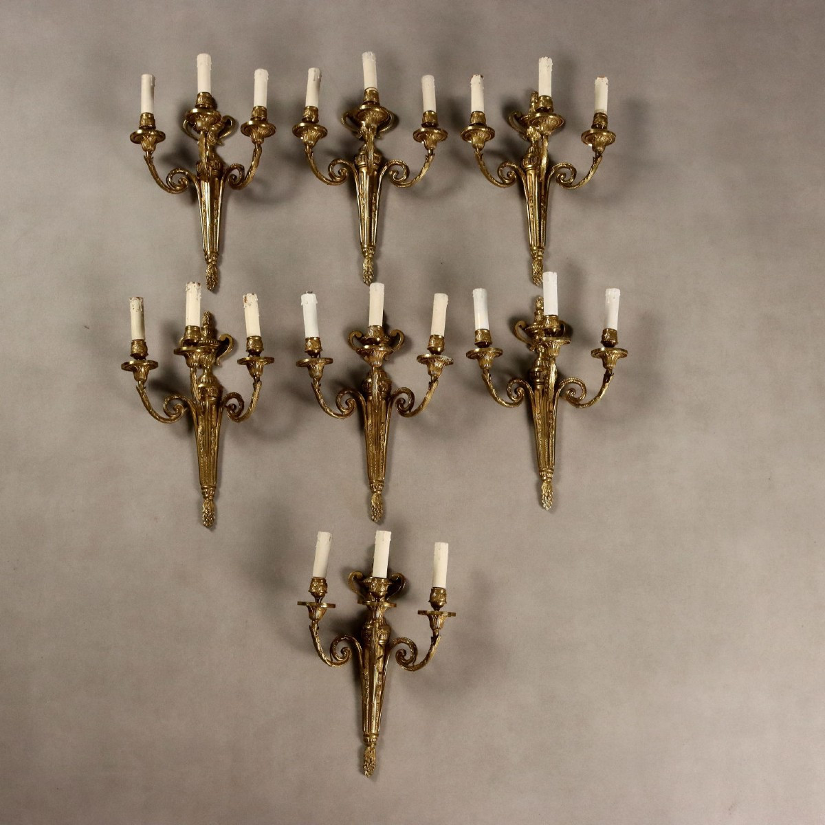 Gruppo di Sette Applique in Stile Neoclassico Italia Inizio XX Secolo