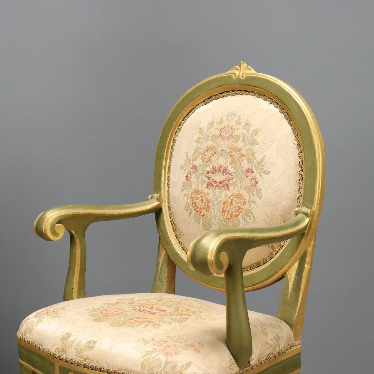 Gruppo di dieci Poltroncine Barocche Laccate e Dorate Italia XVIII Secolo-photo-1
