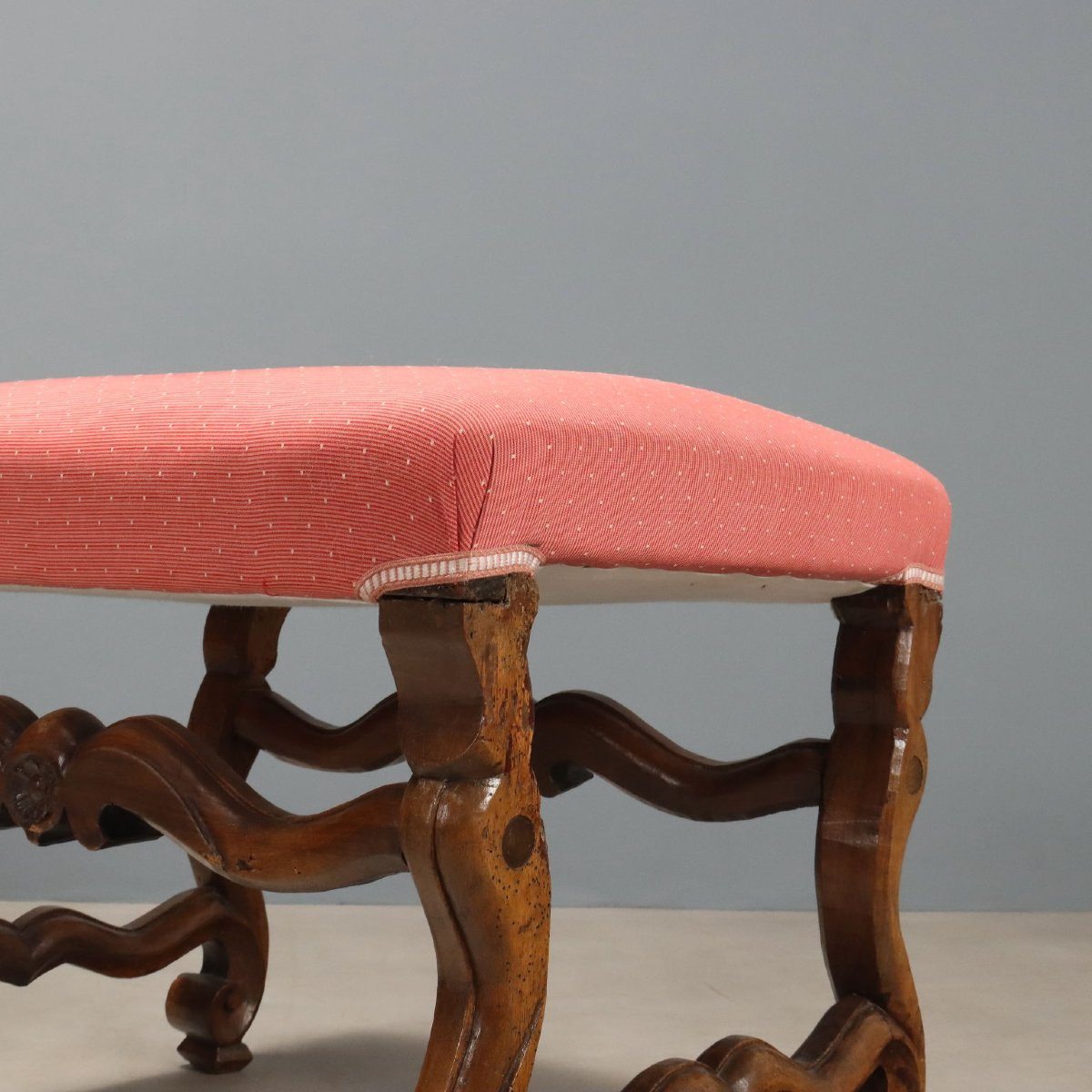 Coppia di Sgabelli Barocchi in Noce Piemonte Inizio XVIII Secolo-photo-3