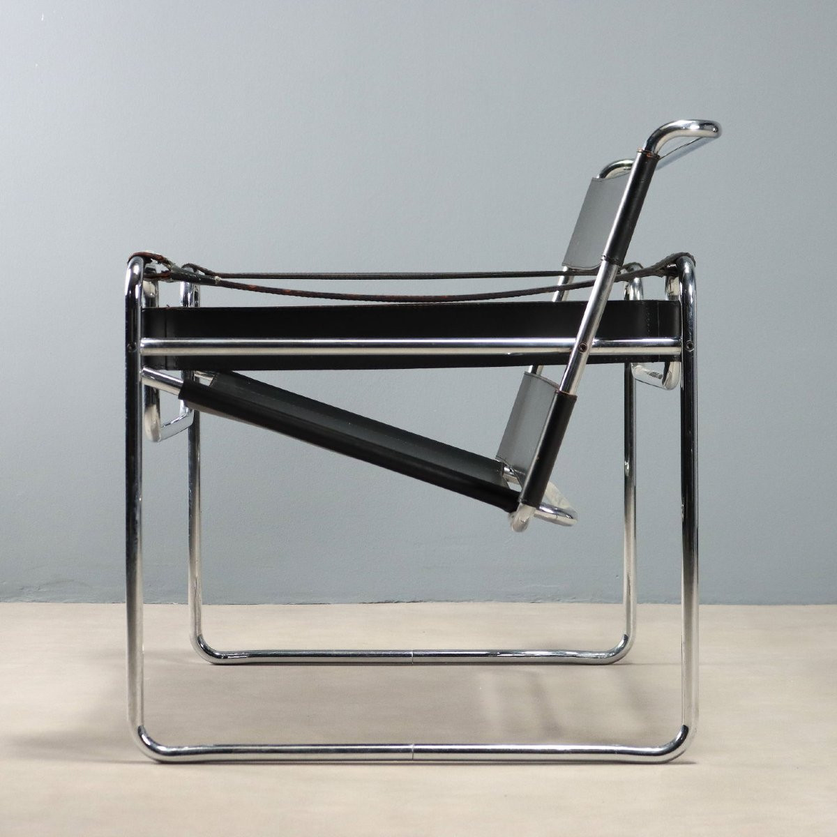 Poltrona 'Wassily' di Marcel Breuer per Gavina Anni 70-photo-3