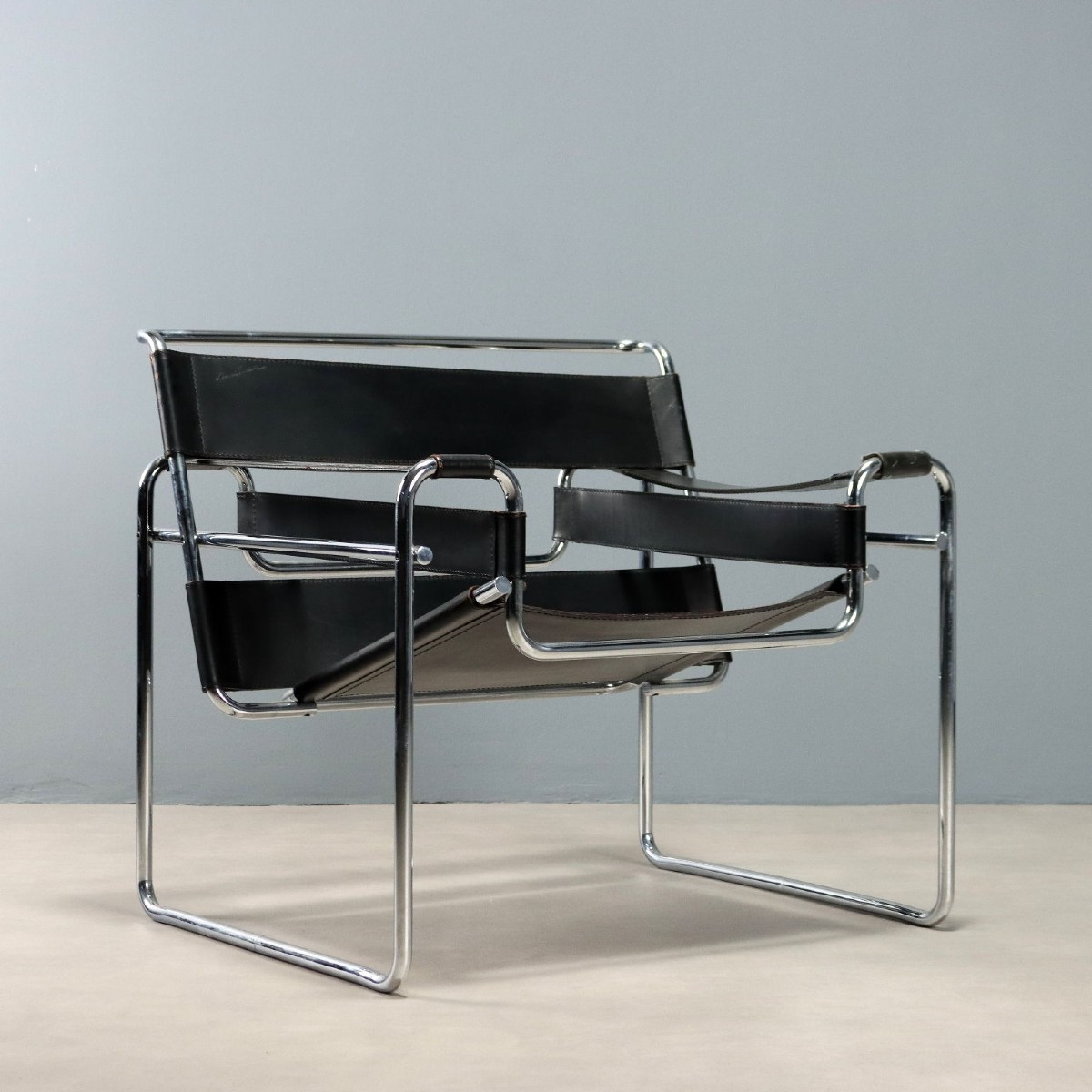 Poltrona 'Wassily' di Marcel Breuer per Gavina Anni 70