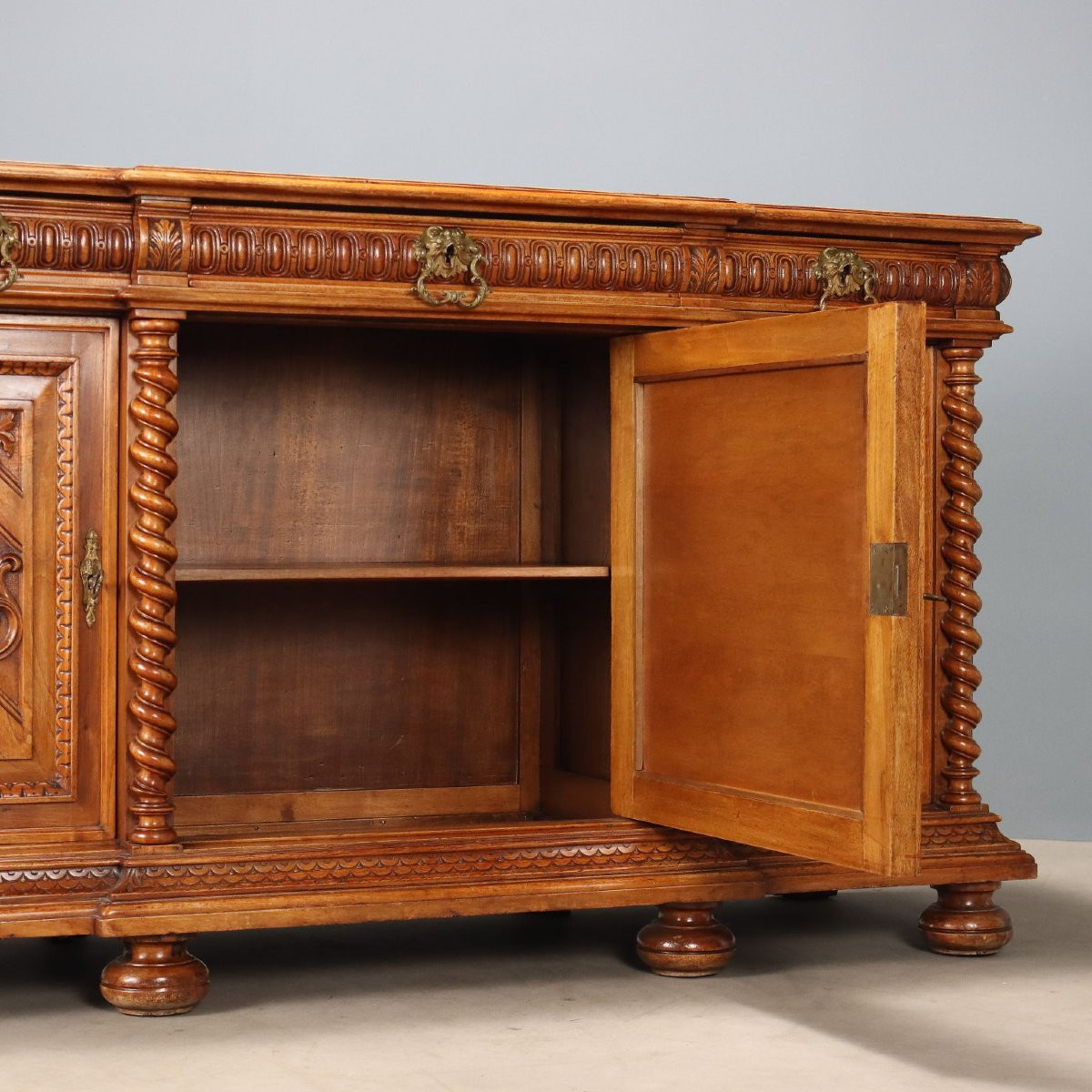 Credenza Neobarocca in Noce Italia, fine XIX Secolo-photo-1