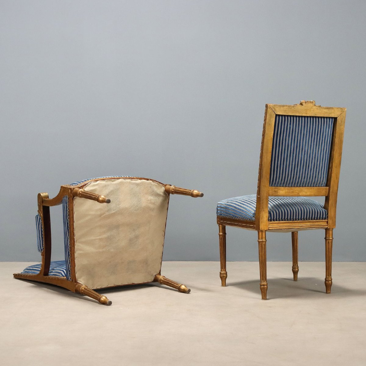Coppia di Poltrone e di Sedie in Stile Neoclassico Dorate Italia Fine XIX Secolo-photo-5