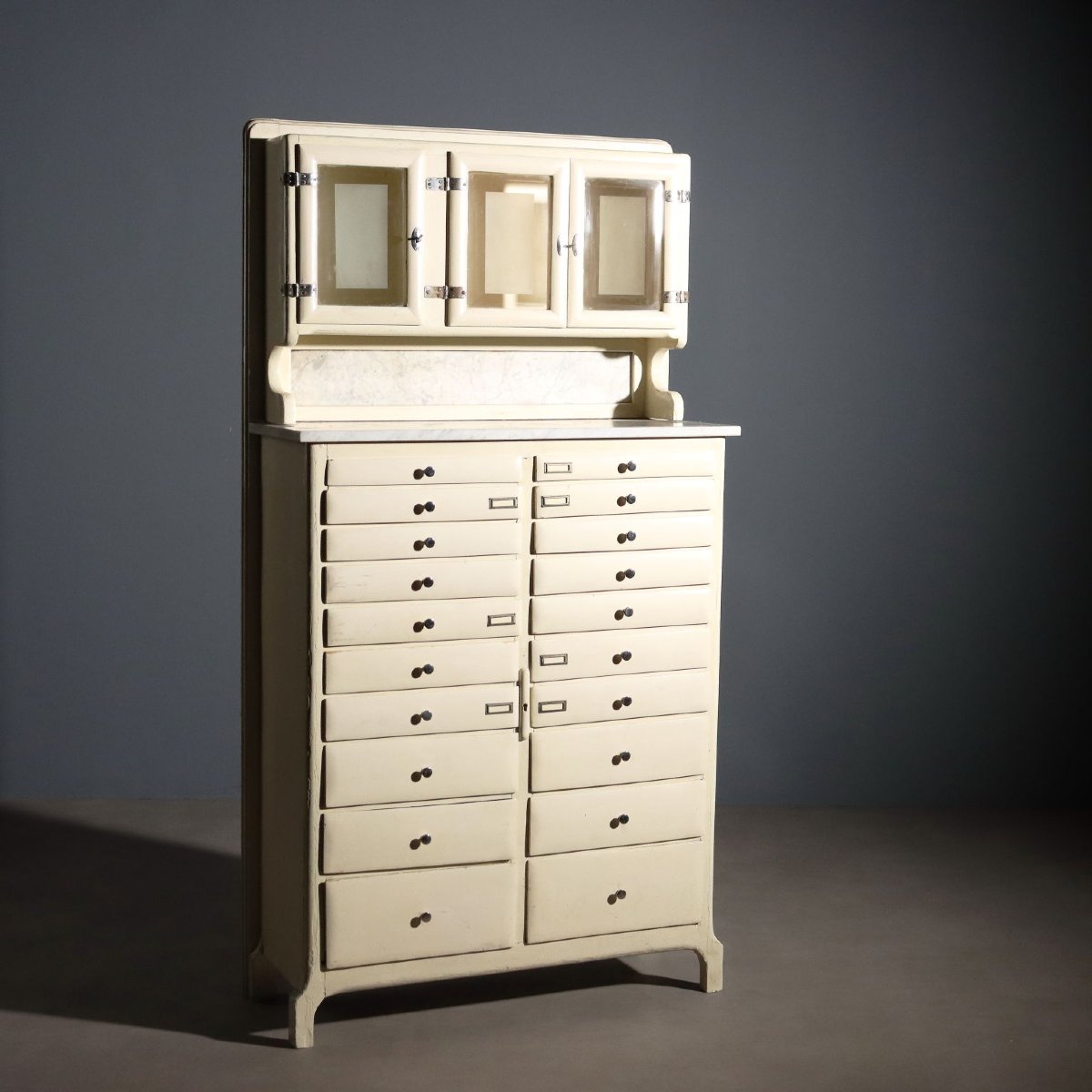 Mobiletto da Laboratorio Anni '50