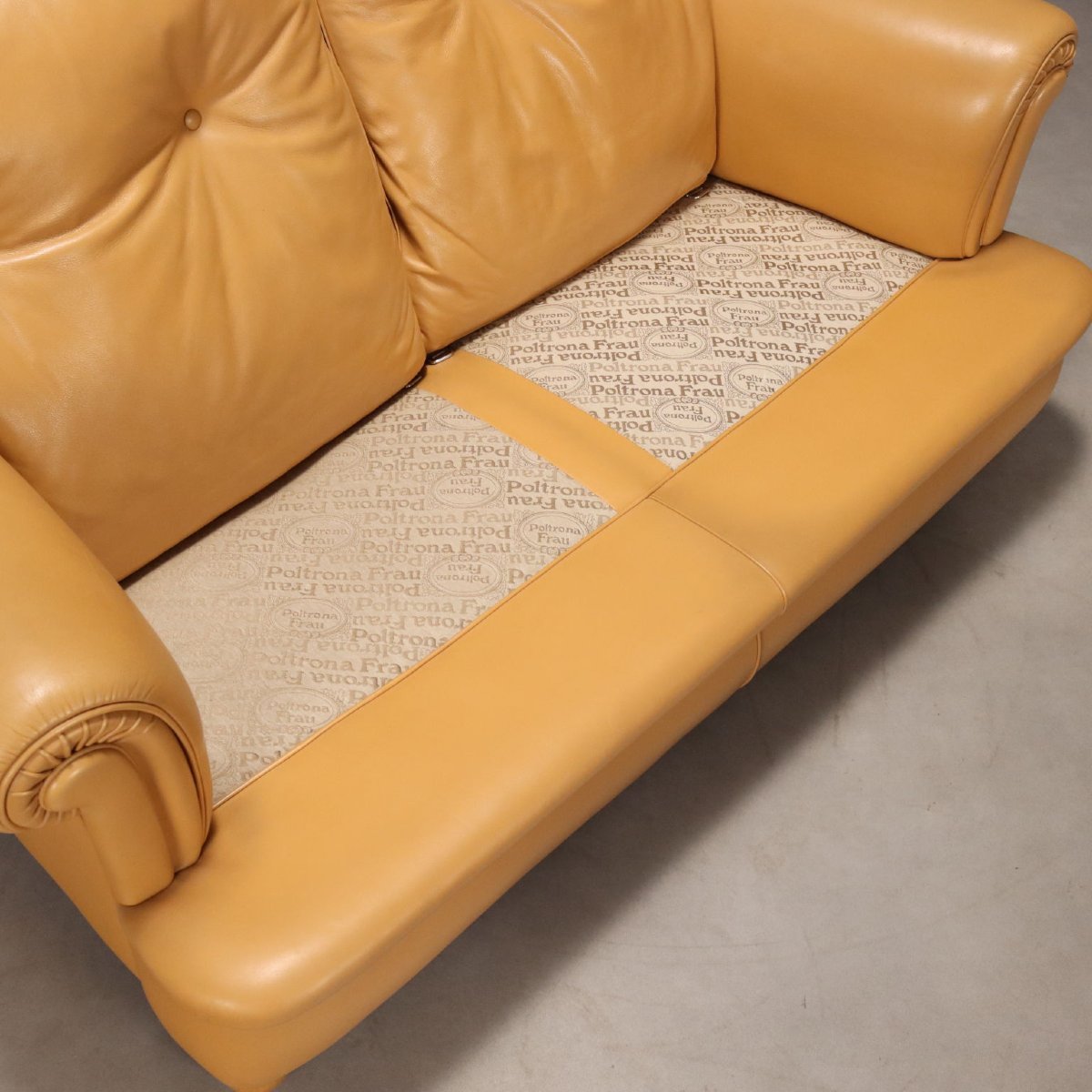Divano con Pouf 'Dream/B' Produzione Poltrona Frau Anni '80 '90-photo-2