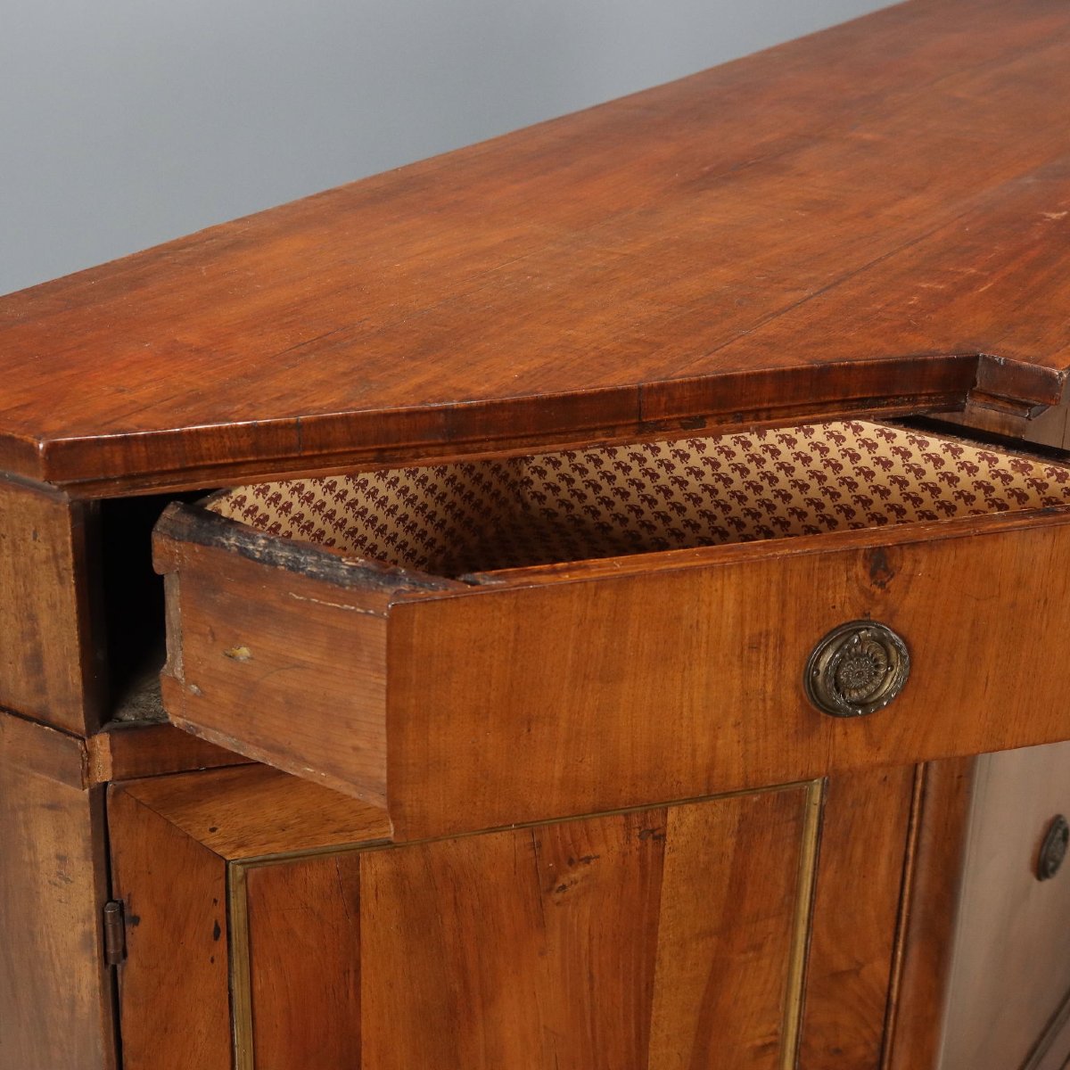 Credenza Scantonata Impero in Noce Veneto Primo Quarto XIX Secolo-photo-2