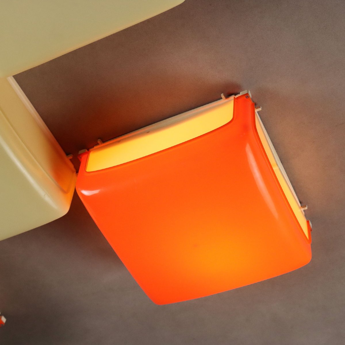 Cinque Lampade 'Cnosso' Artemide Design di Angelo Mangiarotti-photo-2