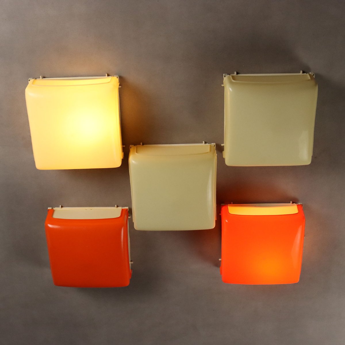 Cinque Lampade 'Cnosso' Artemide Design di Angelo Mangiarotti