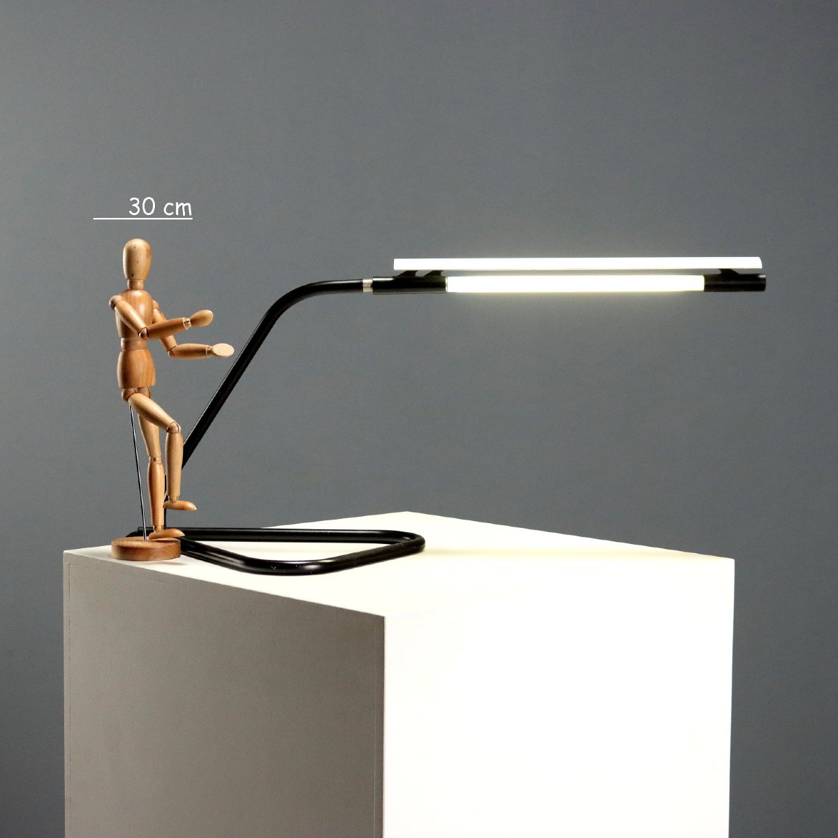 Lampada 'Tubino' Flos Design di Achille e Pier Giacomo Castiglioni-photo-2