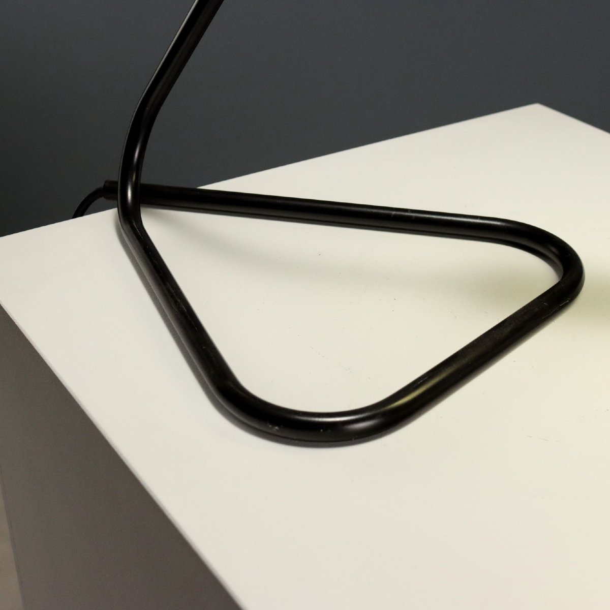 Lampada 'Tubino' Flos Design di Achille e Pier Giacomo Castiglioni-photo-2