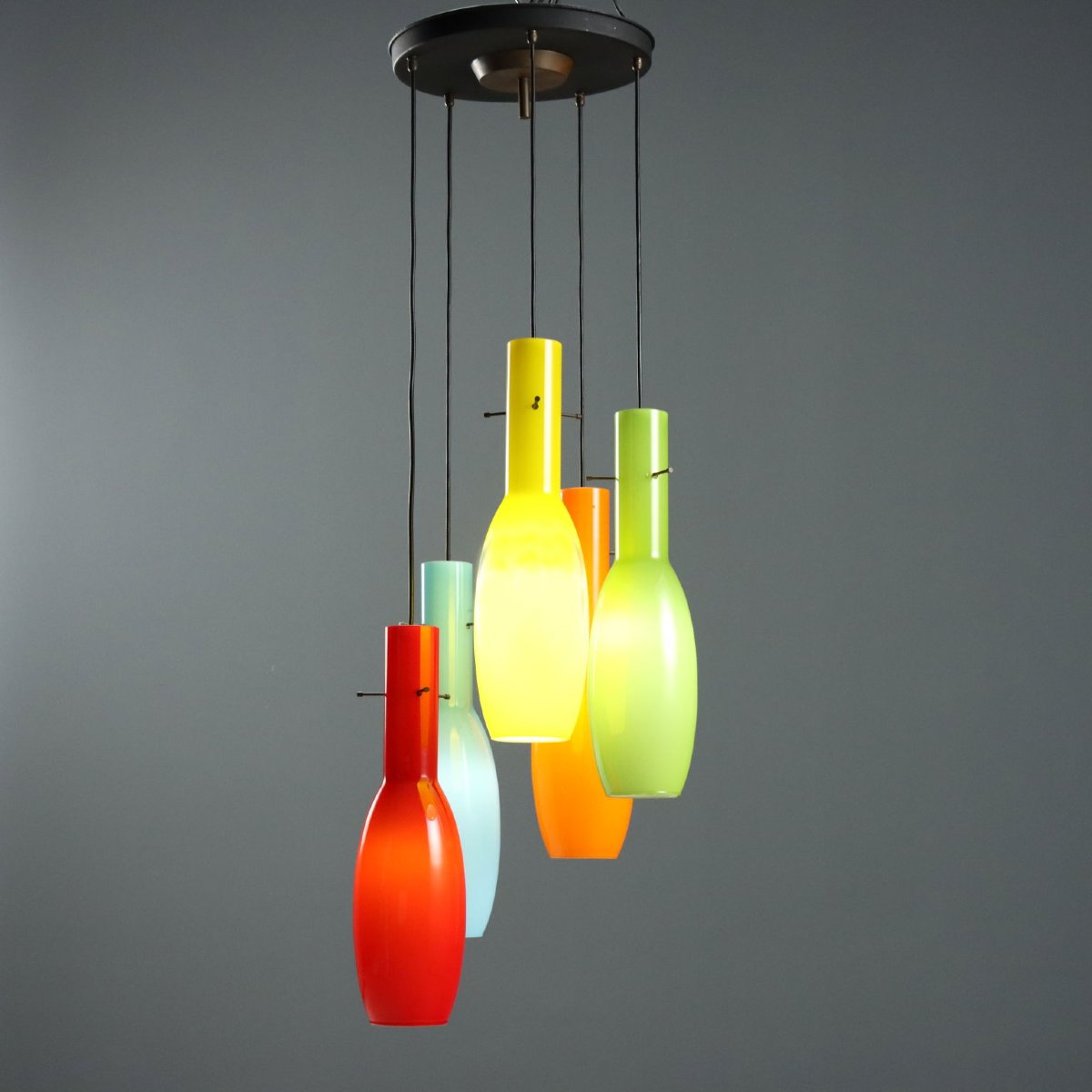 Lampada a Sospensione Anni '60 con Vetri Colorati