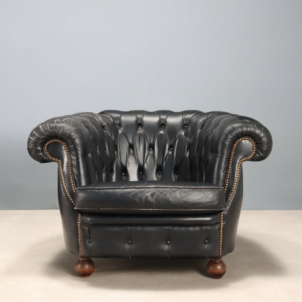 Coppia di Poltrone Chesterfield XX Secolo-photo-2