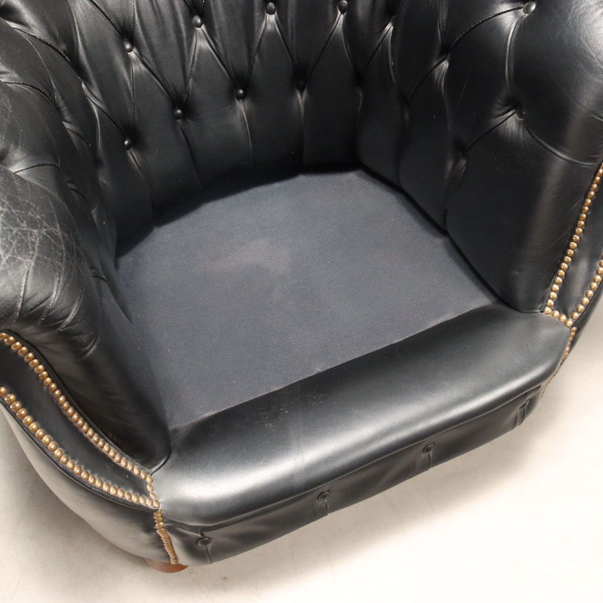 Coppia di Poltrone Chesterfield XX Secolo-photo-5