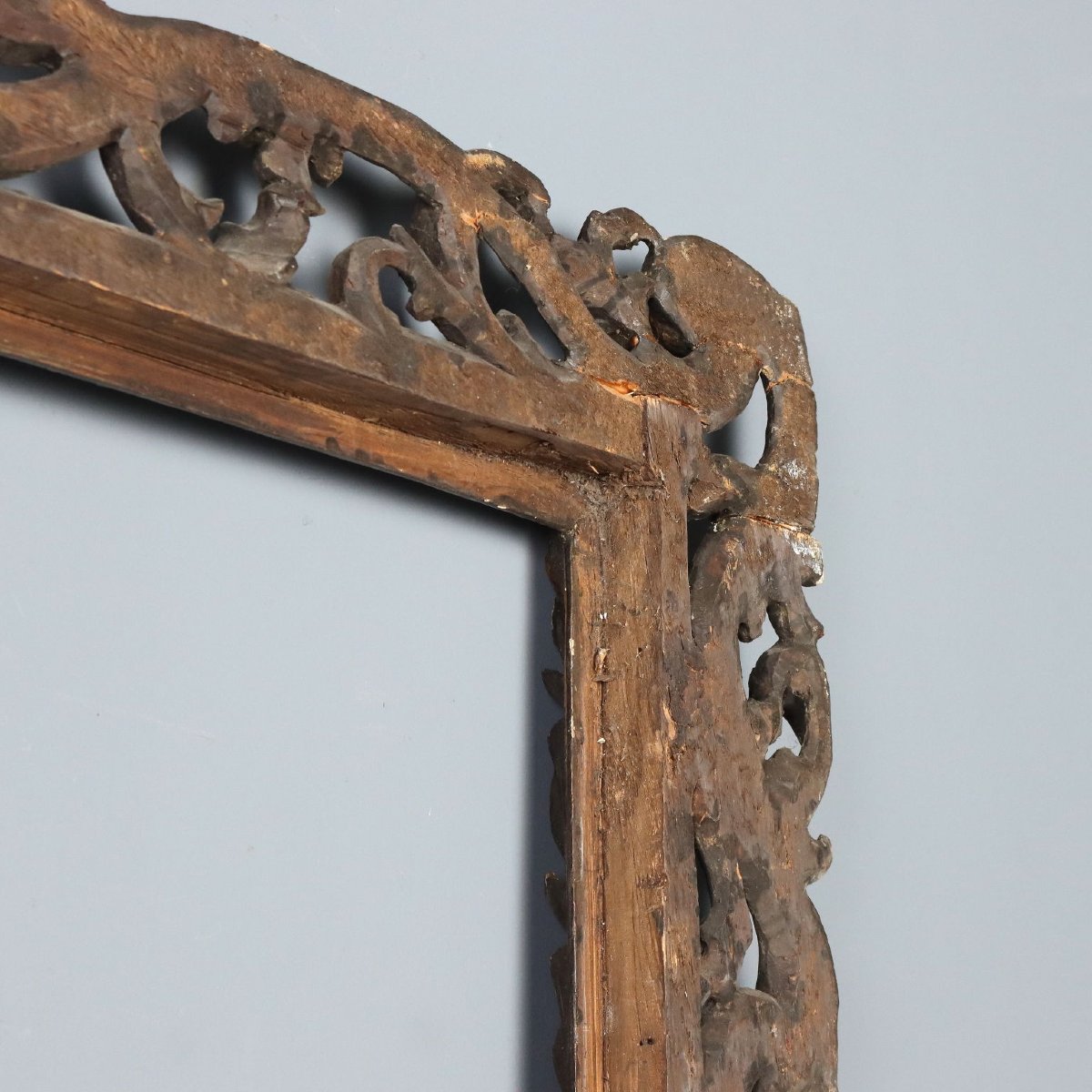Cornice Barocca in Legno Intagliato Laccato e Dorato Italia Inizio XVIII Secolo-photo-2
