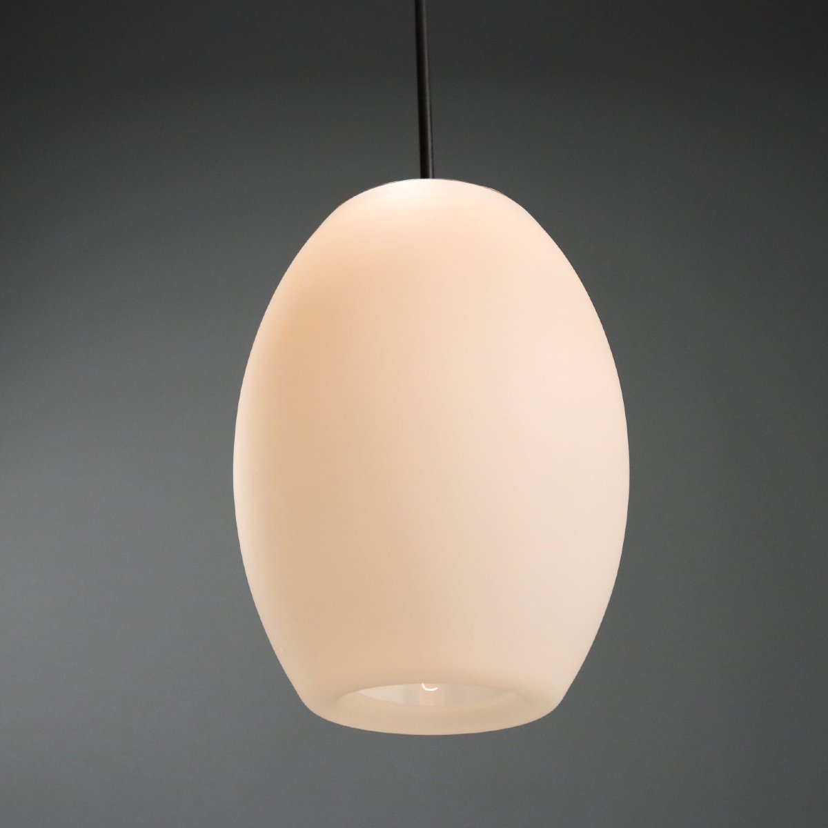 Lampada a Sospensione in Vetro Opalino Anni '60-photo-3