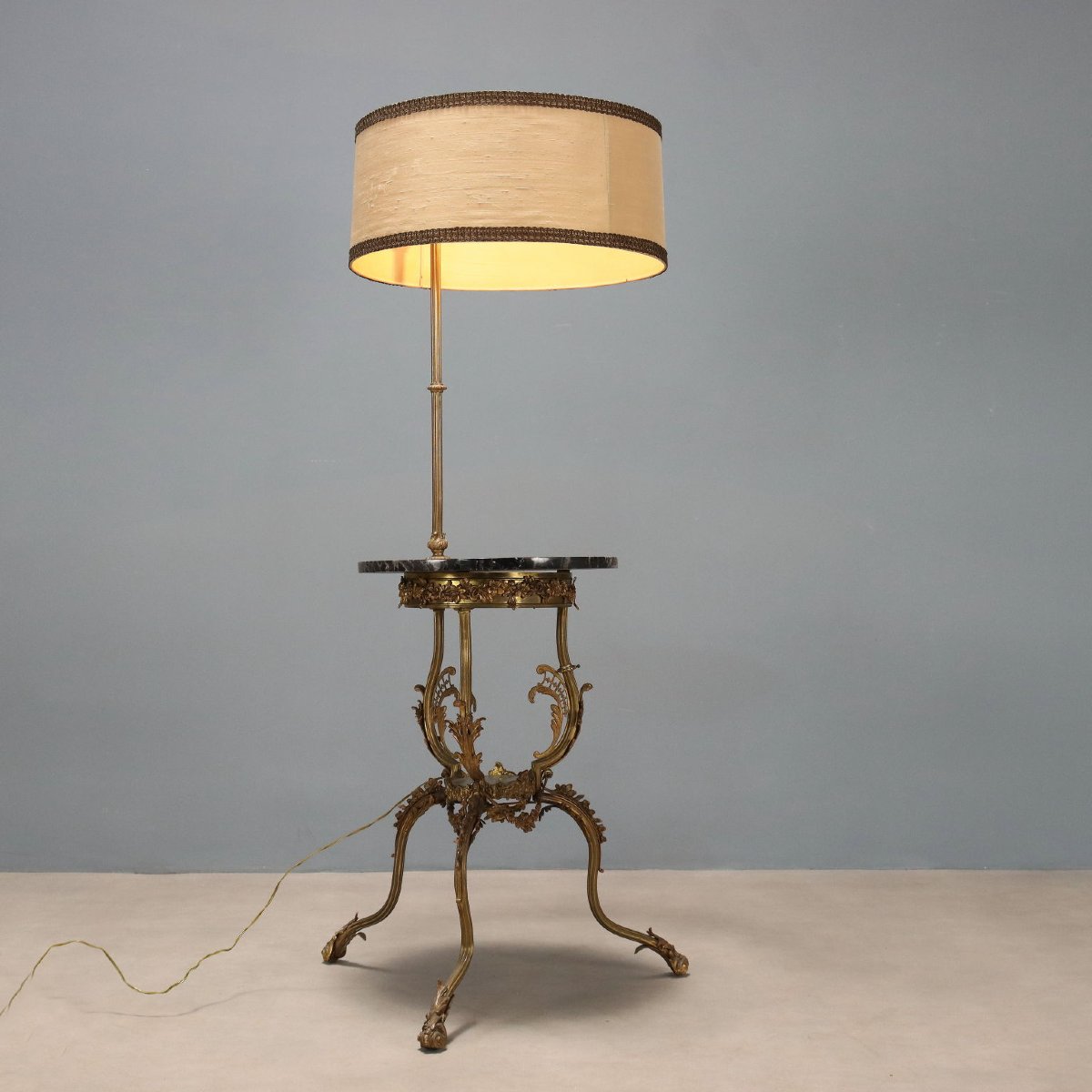 Lampada da Terra Antica con Tavolino Bronzo Marmo Italia XX Secolo-photo-4