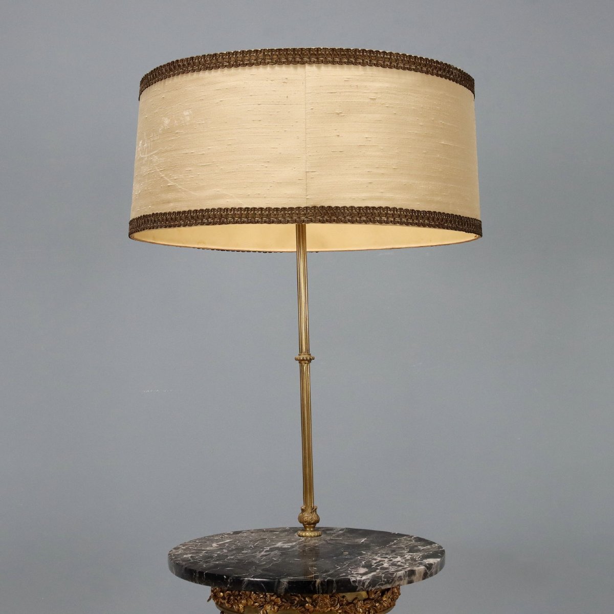 Lampada da Terra Antica con Tavolino Bronzo Marmo Italia XX Secolo-photo-3