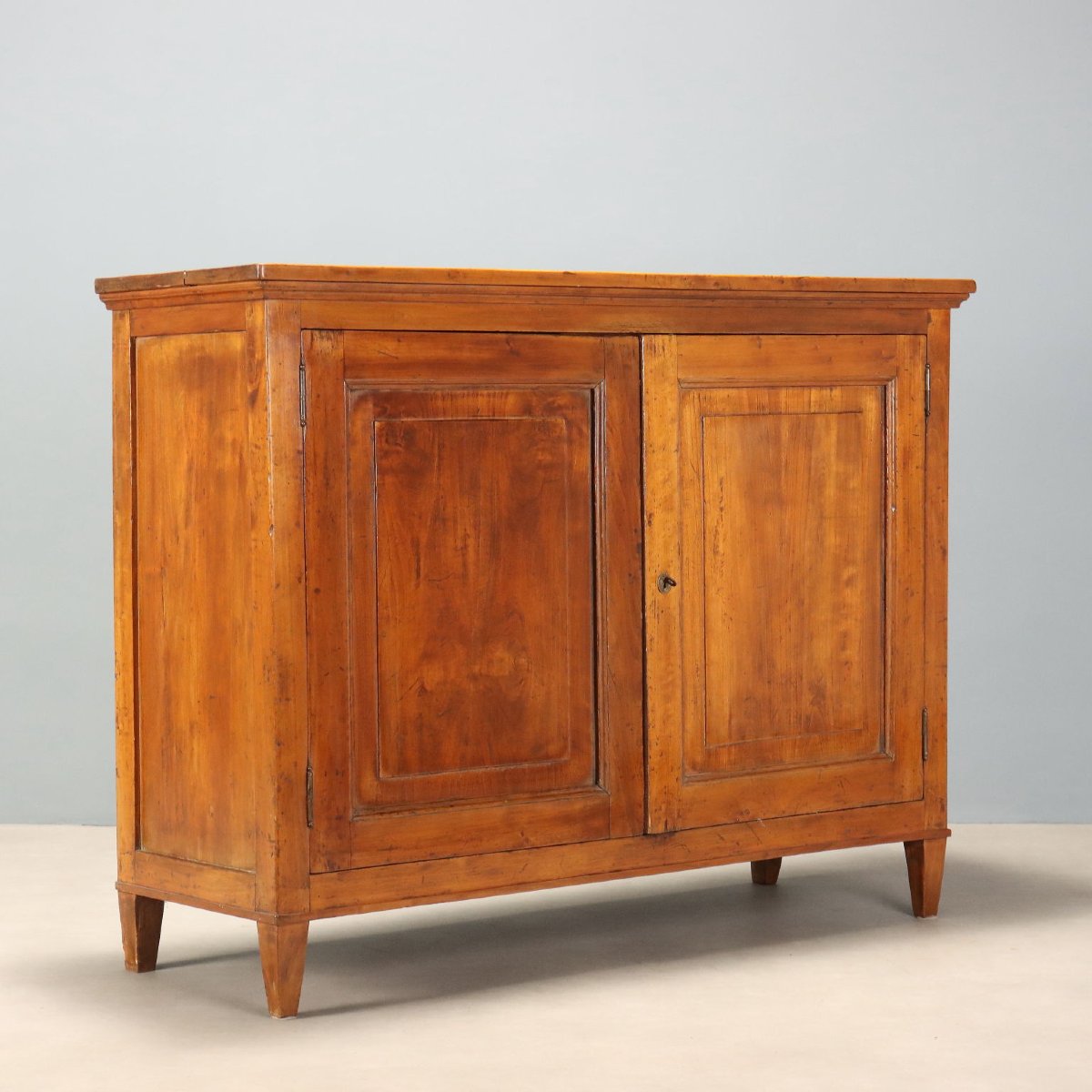 Credenza Direttorio in Pioppo Tinto Noce Italia Inizio XIX Secolo