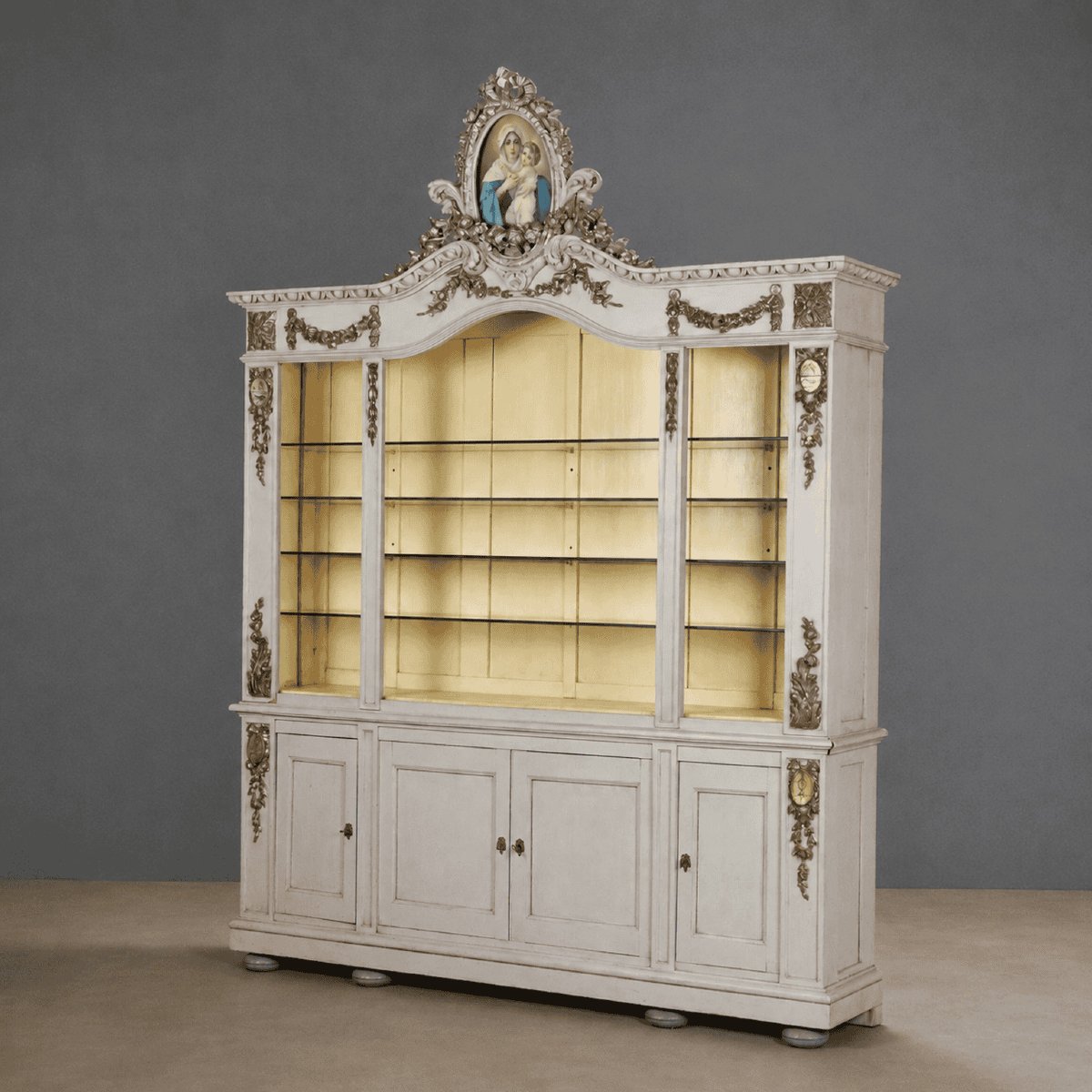 Credenza Doppio Corpo in Abete Laccato - Italia XIX Secolo Italia, metà XIX Secolo