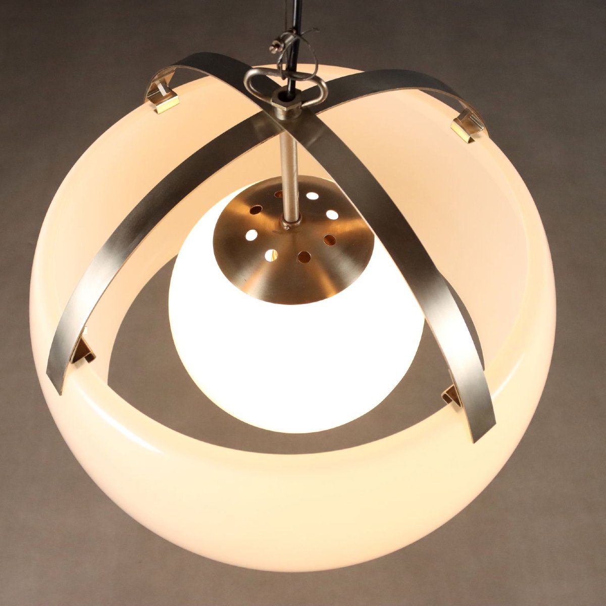 Lampadario Omega Design Vico Magistretti per Artemide Bianca Anni 50 Originale-photo-3