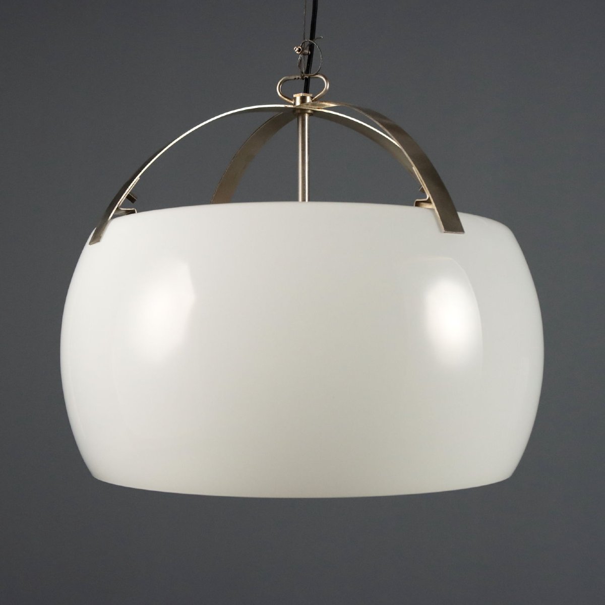 Lampadario Omega Design Vico Magistretti per Artemide Bianca Anni 50 Originale-photo-1