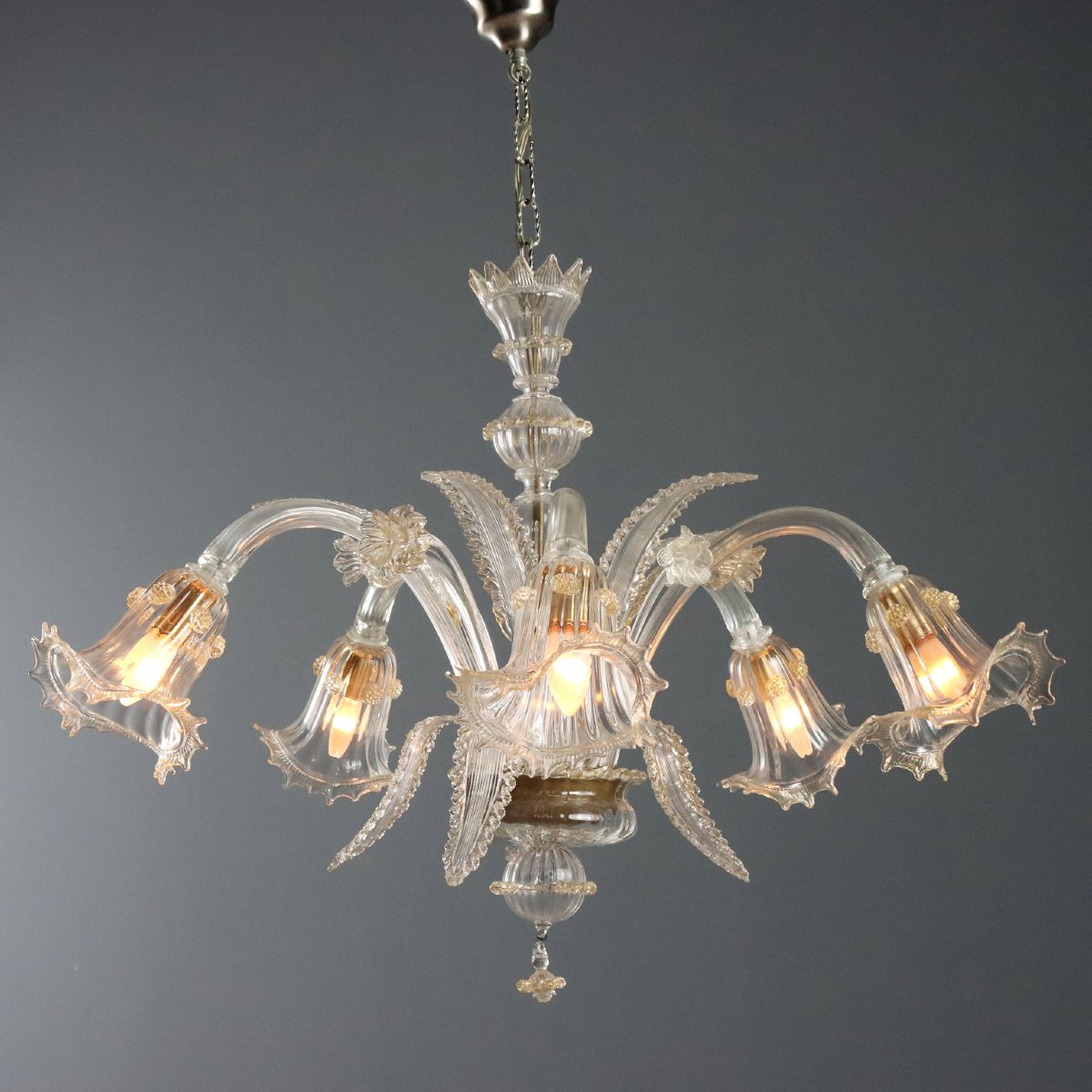 Lampadario in Vetro Soffiato Veneziano con Sfumature Dorate Murano Fine XIX Secolo
