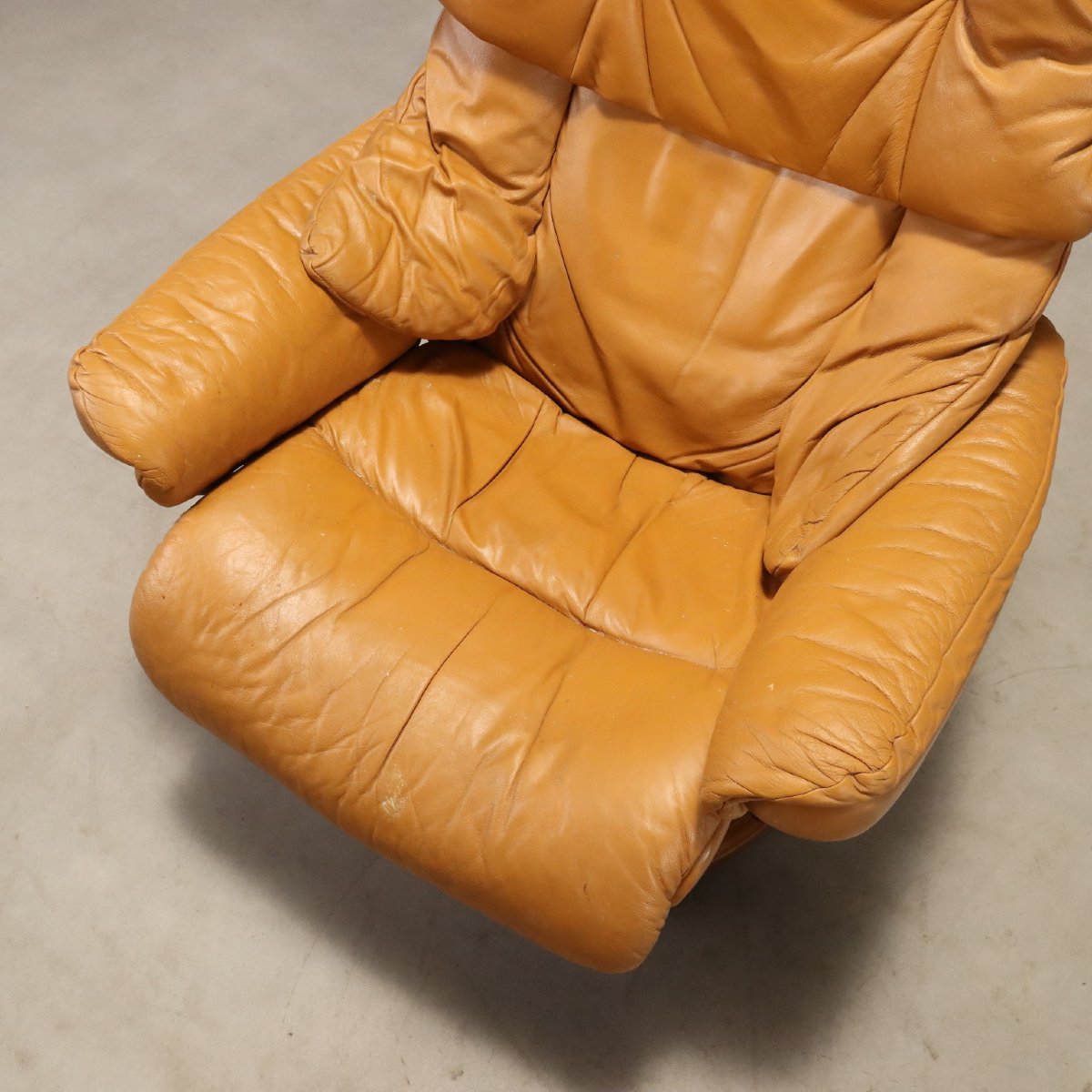 Poltrona Vintage Ekornes con Poggiapiedi Pelle Cognac Design Anni 80 Originale-photo-6