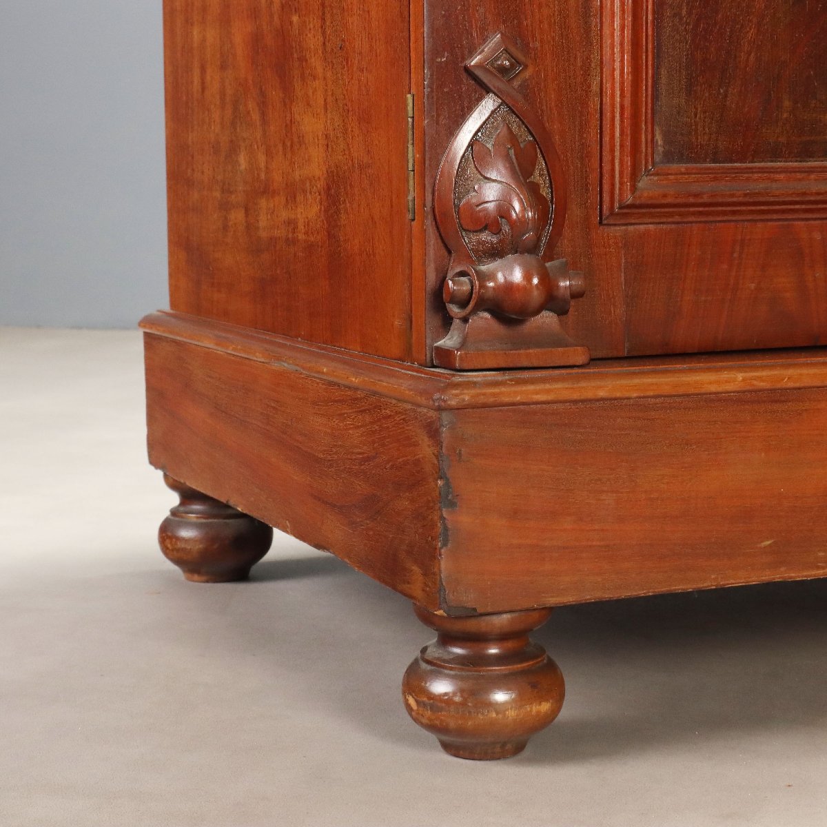 Credenza Vittoriana in Mogano Intagliato Inghilterra Fine XIX Secolo-photo-3